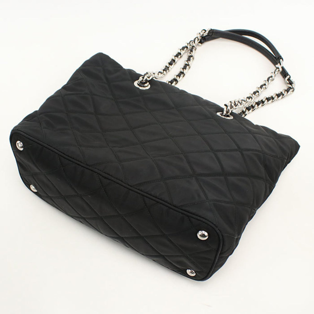 Prada Black Nylon Tote Bag (Pre-Owned)