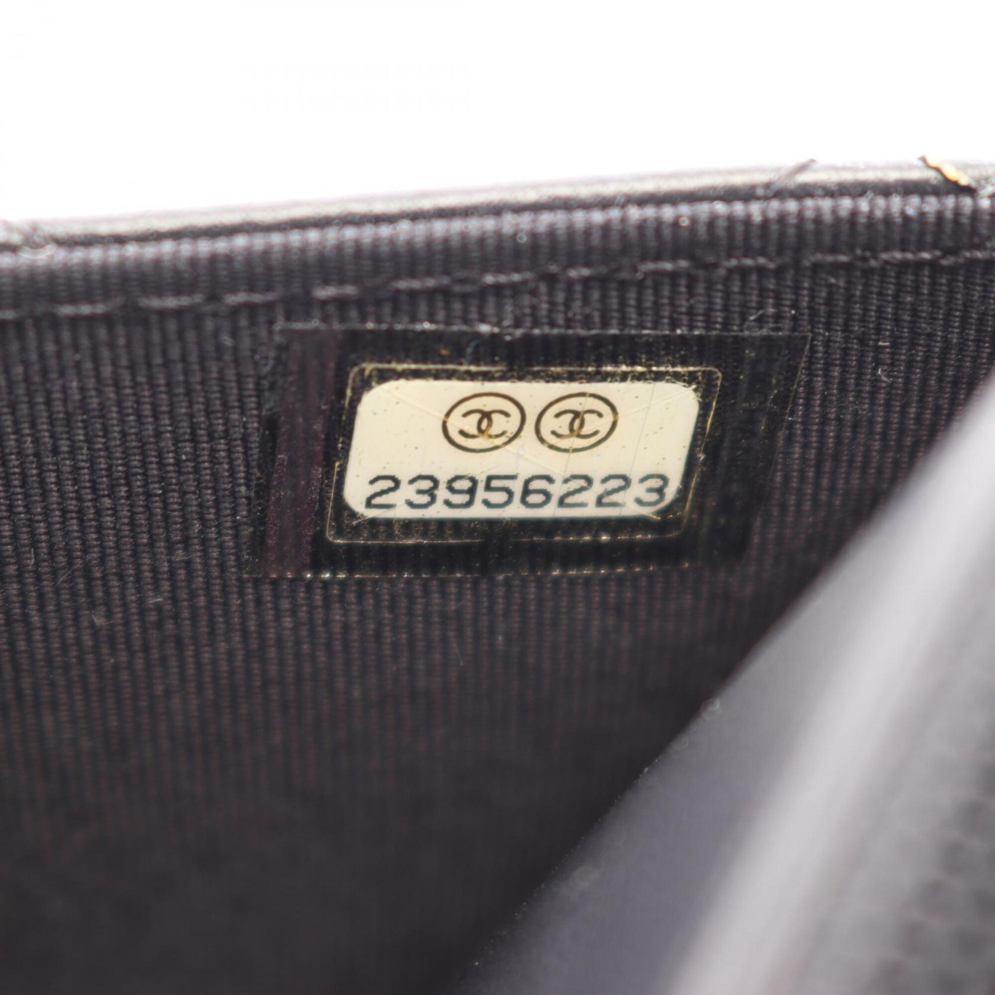 Chanel Black Leather Handbag Shoulder Bag (Pre-Owned)
