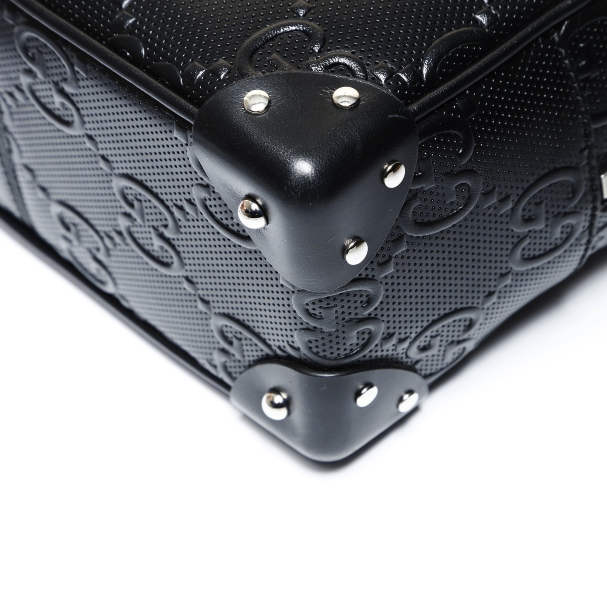 Gucci Black Embossed Shoulder Bag (Pre-Owned)