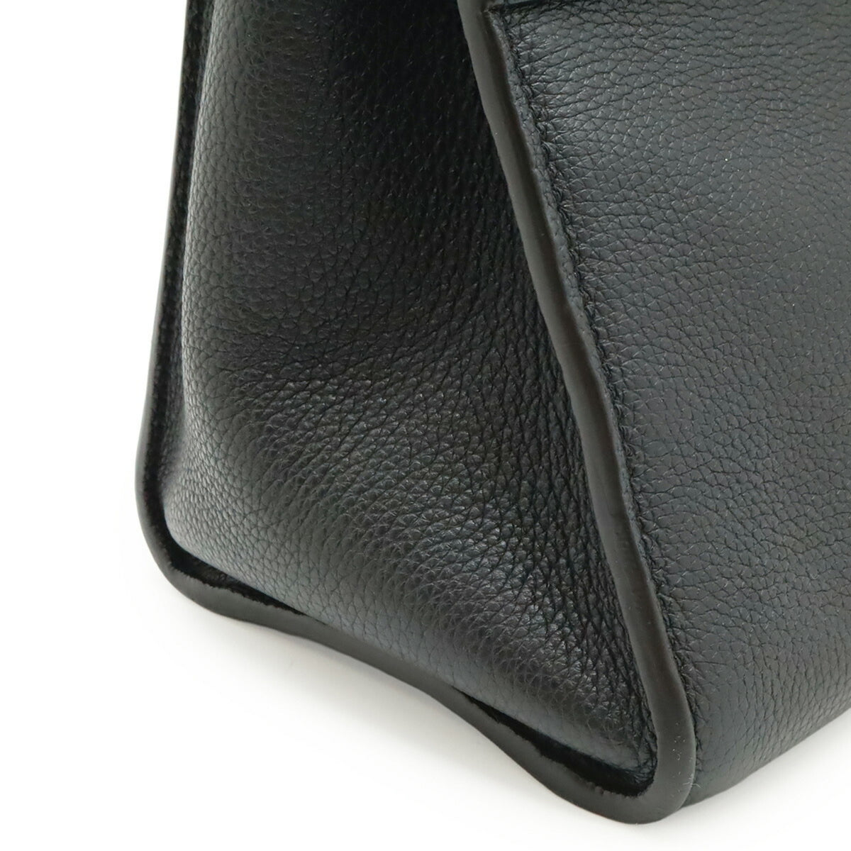 Louis Vuitton Noir Leather Handbag Shoulder Bag (Pre-Owned)