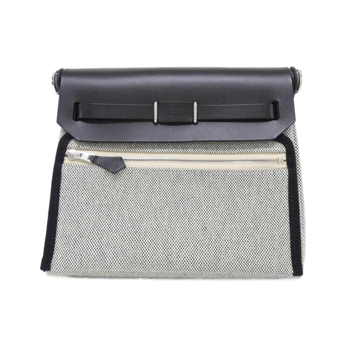 Hermes Black Ecru Shoulder Bag (Pre-Owned)