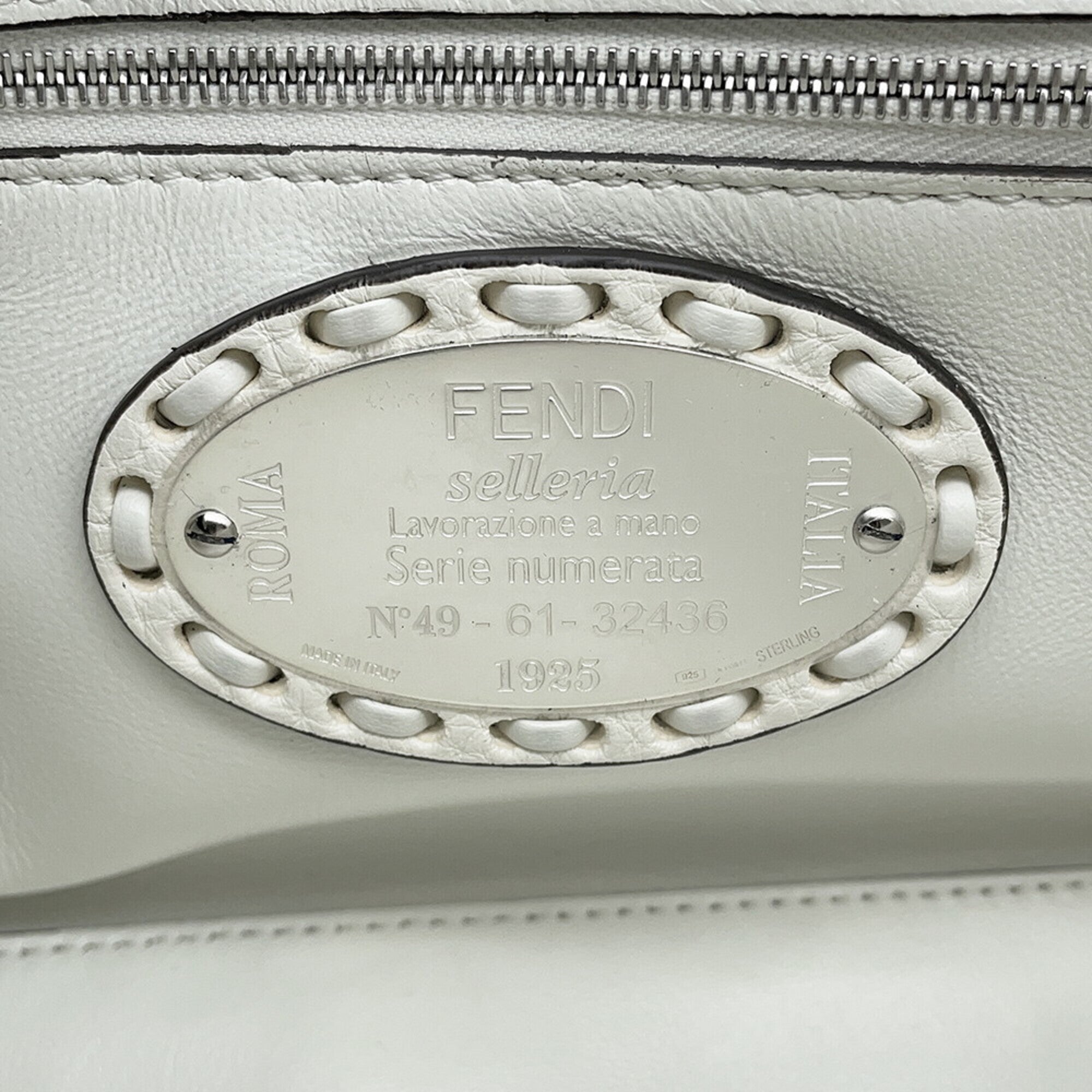 Fendi Selleria White Leather Handbag (Pre-Owned)