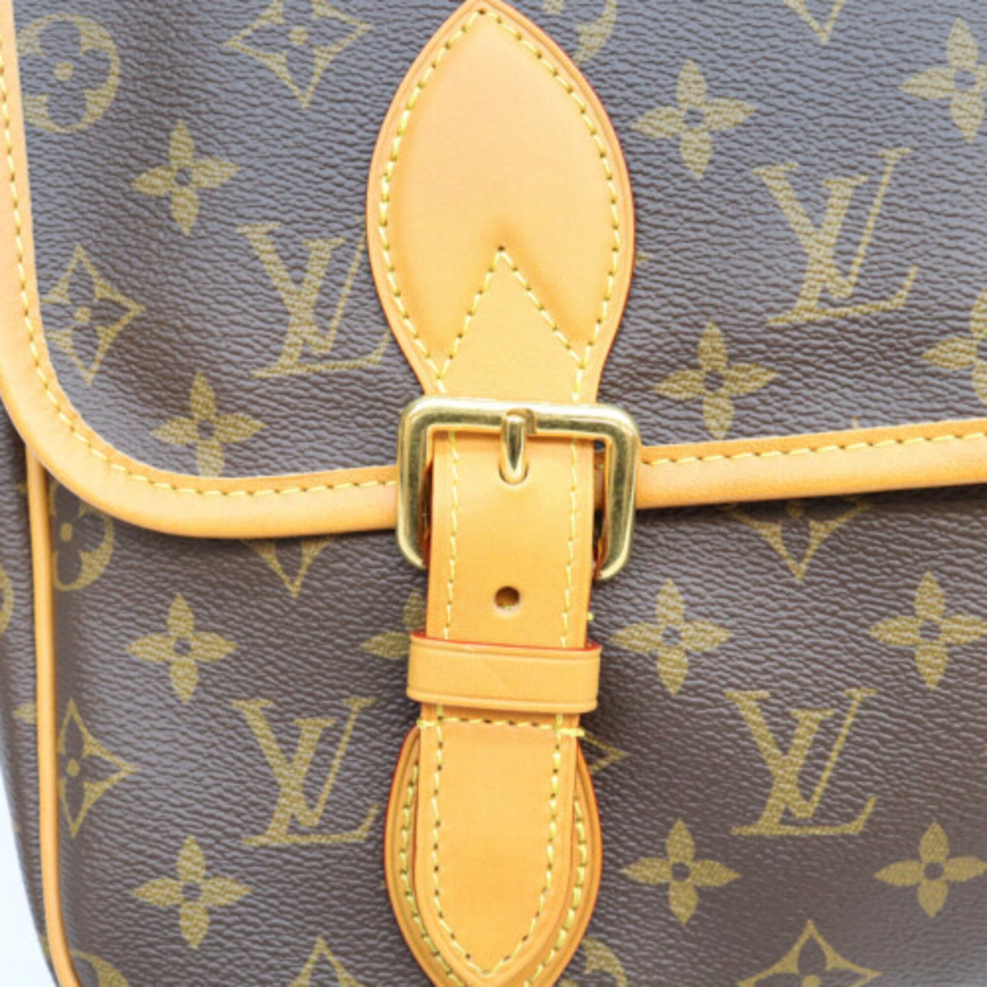 Louis Vuitton Brown Monogram Messenger Bag Shoulder Bag (Pre-Owned)