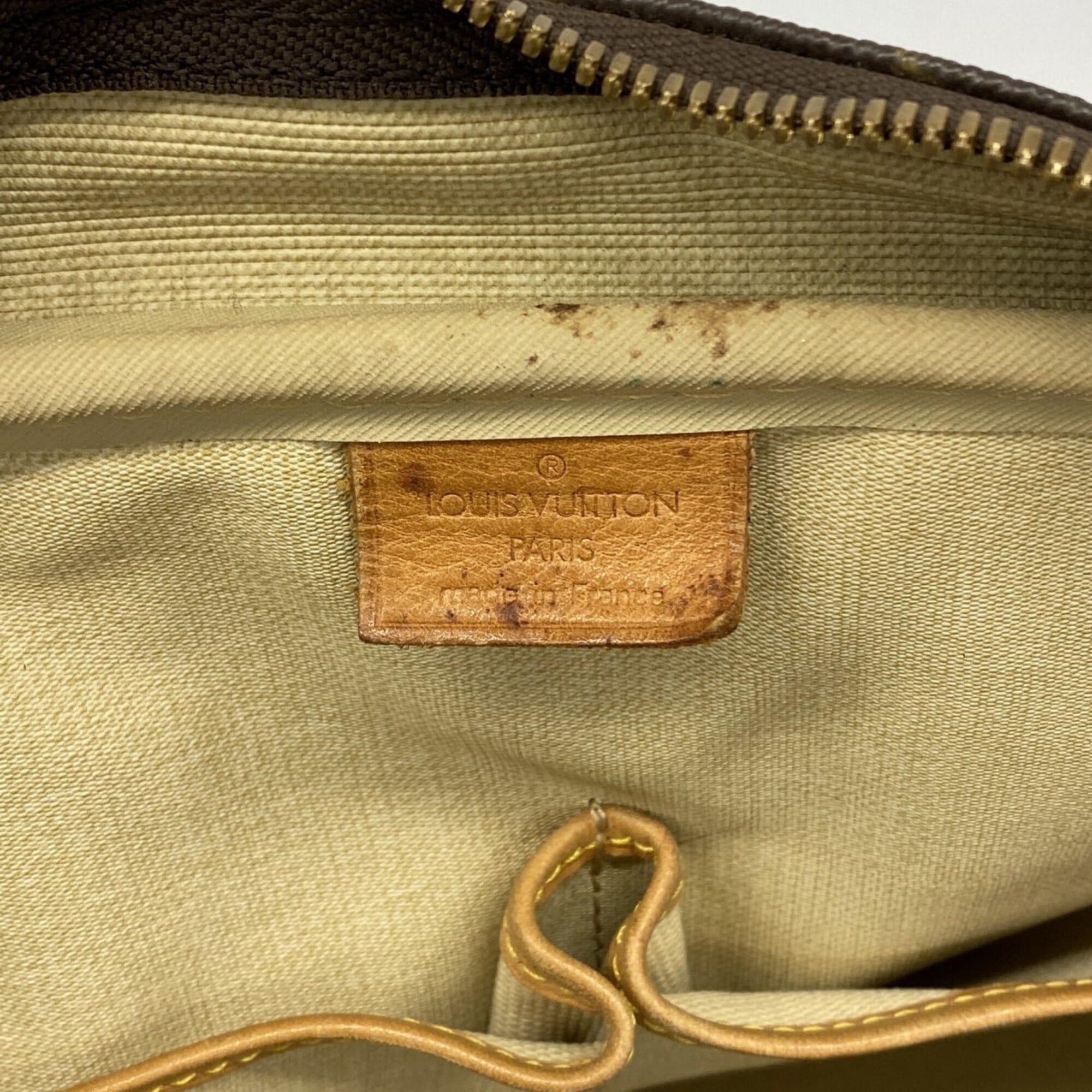 Louis Vuitton Brown Handbag (Pre-Owned)