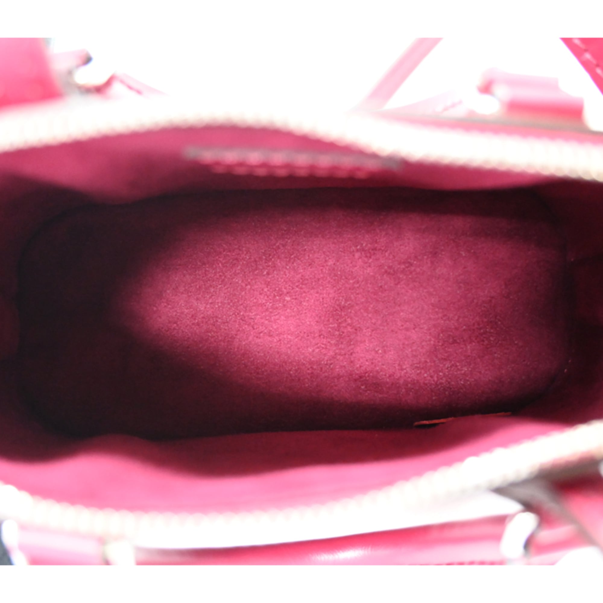 Louis Vuitton Fuchsia Epi Leather Shoulder Bag (Pre-Owned)