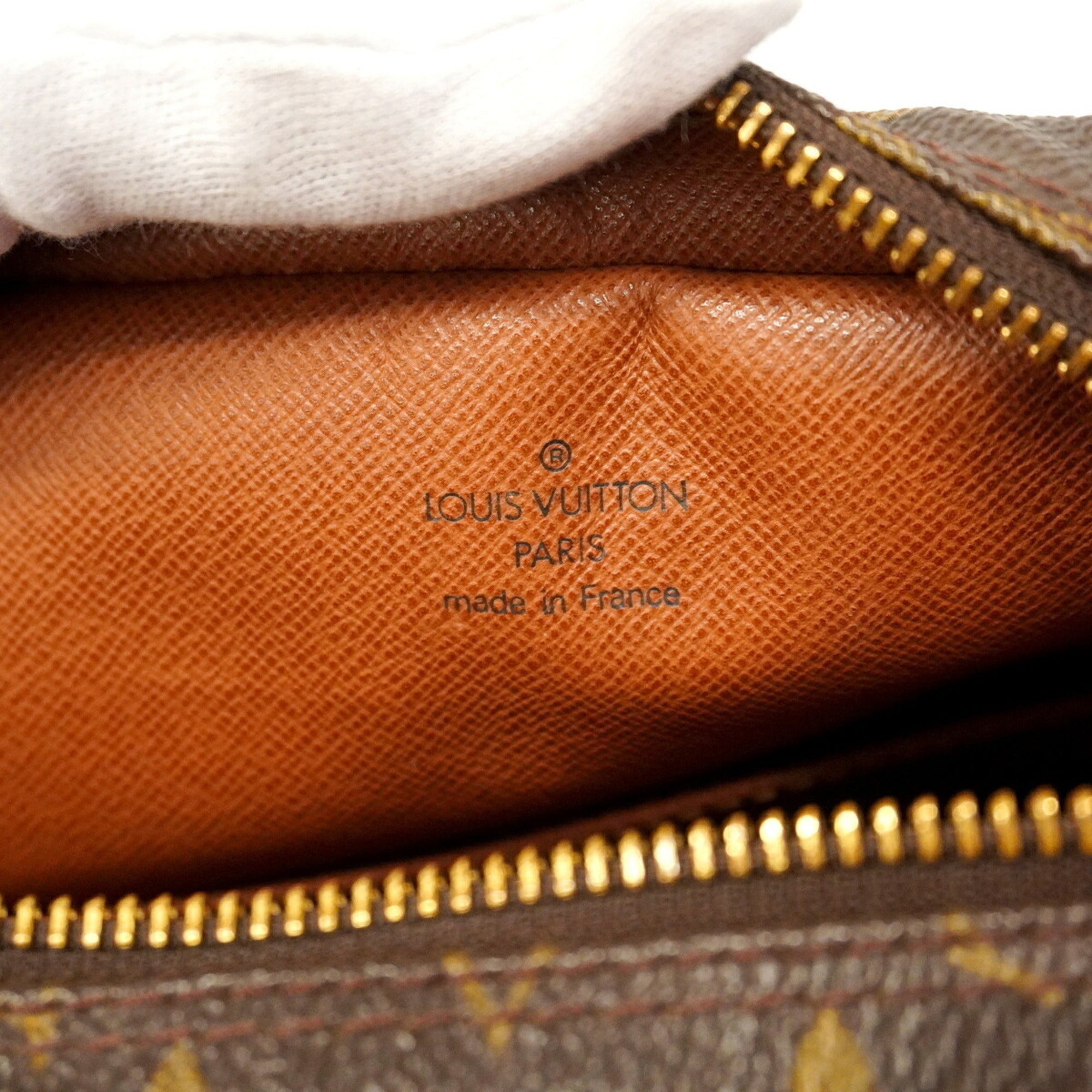 Louis Vuitton Brown Shoulder Bag (Pre-Owned)