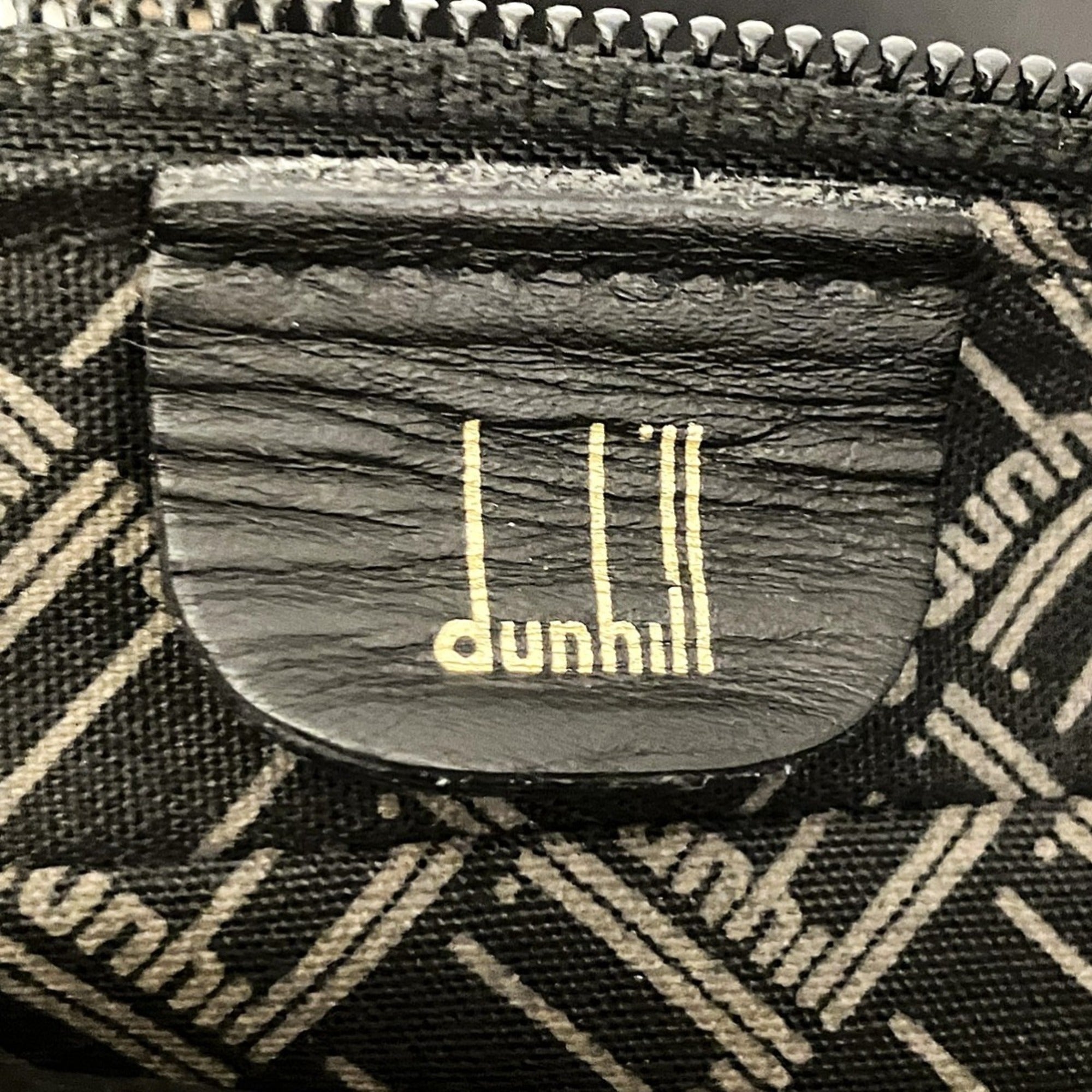 Dunhill Black Leather Shoulder Bag (Pre-Owned)