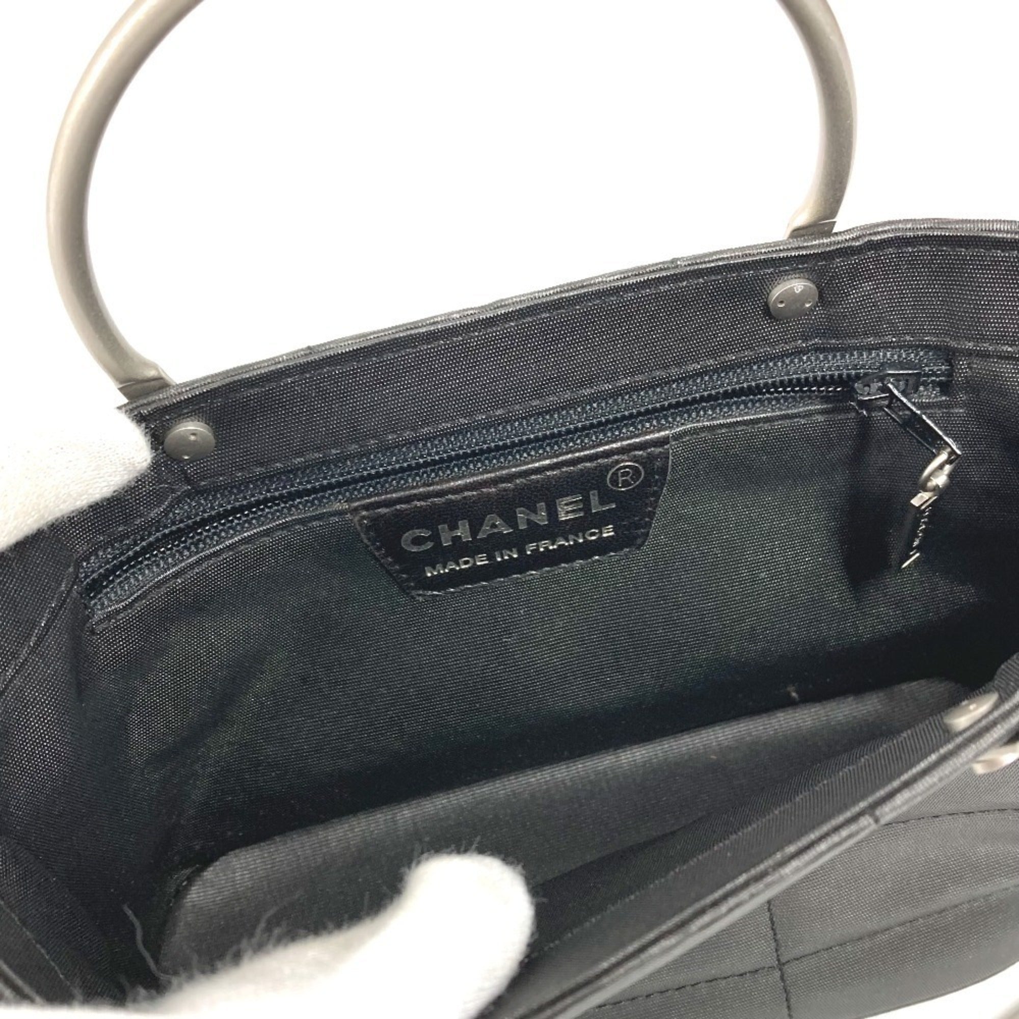 Chanel Chocolate Bar Gray Nylon Handbag Tote Bag (Pre-Owned)
