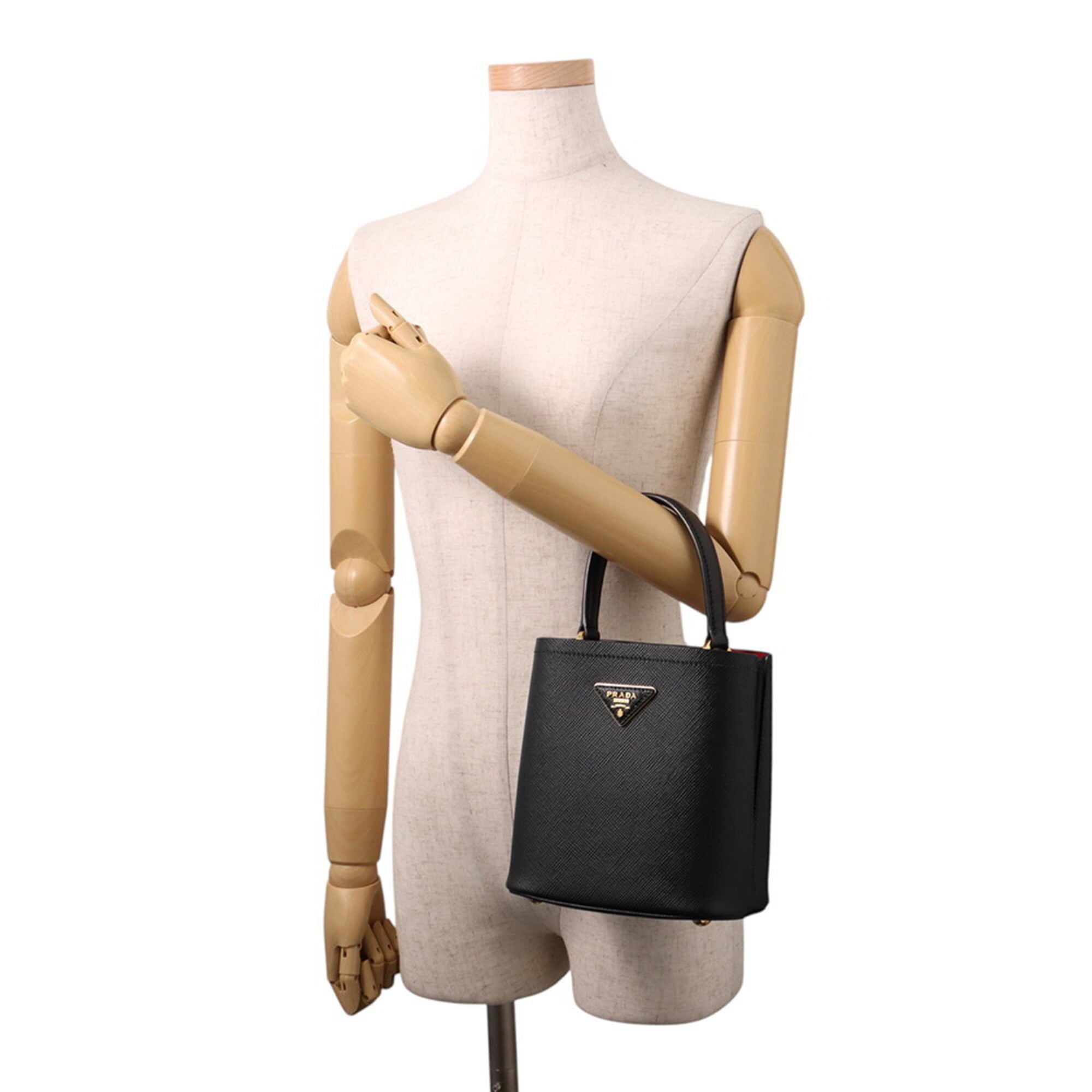 Prada Black Leather Handbag Shoulder Bag (Pre-Owned)