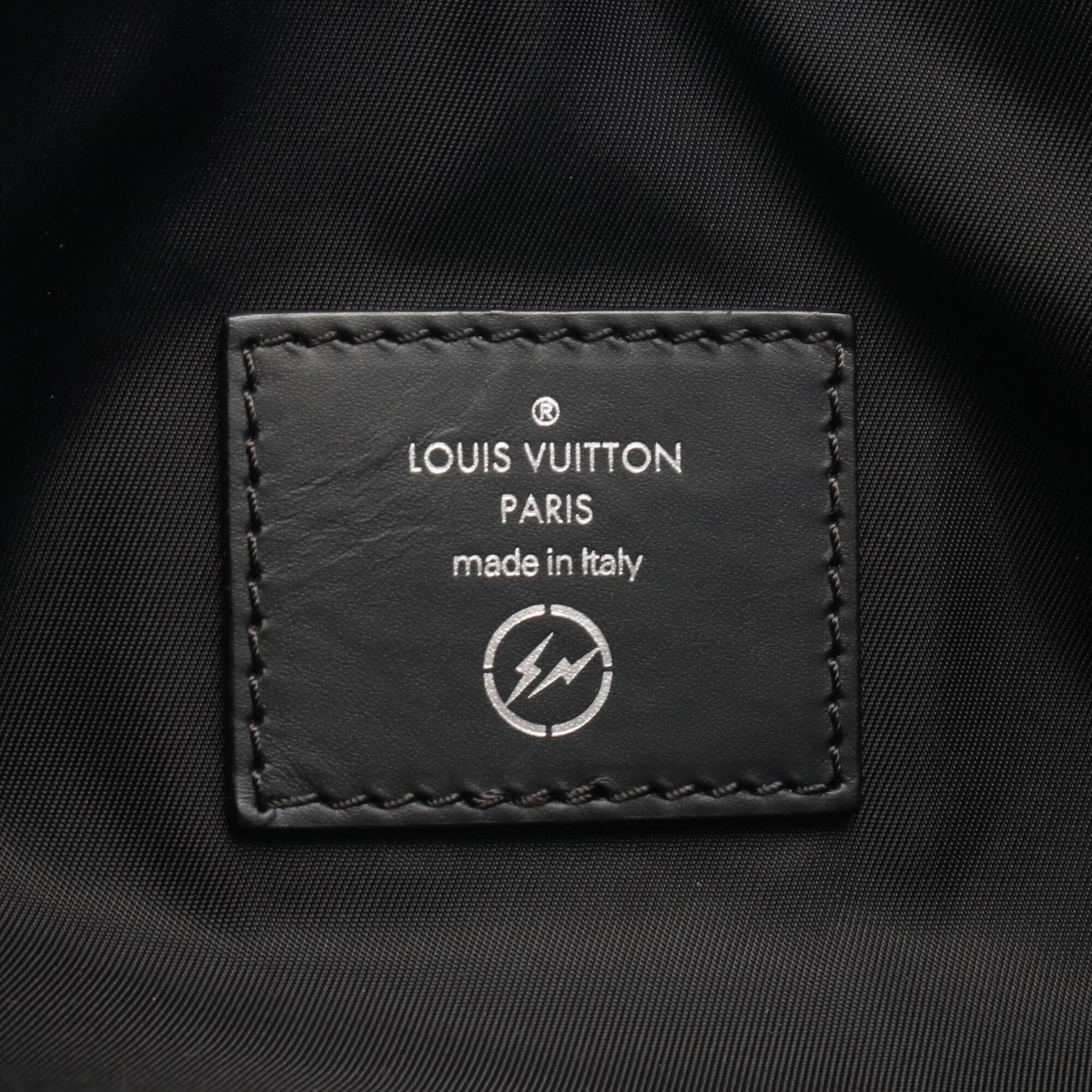 Louis Vuitton Black Pvc Leather Handbag Pouch Tote Bag (Pre-Owned)