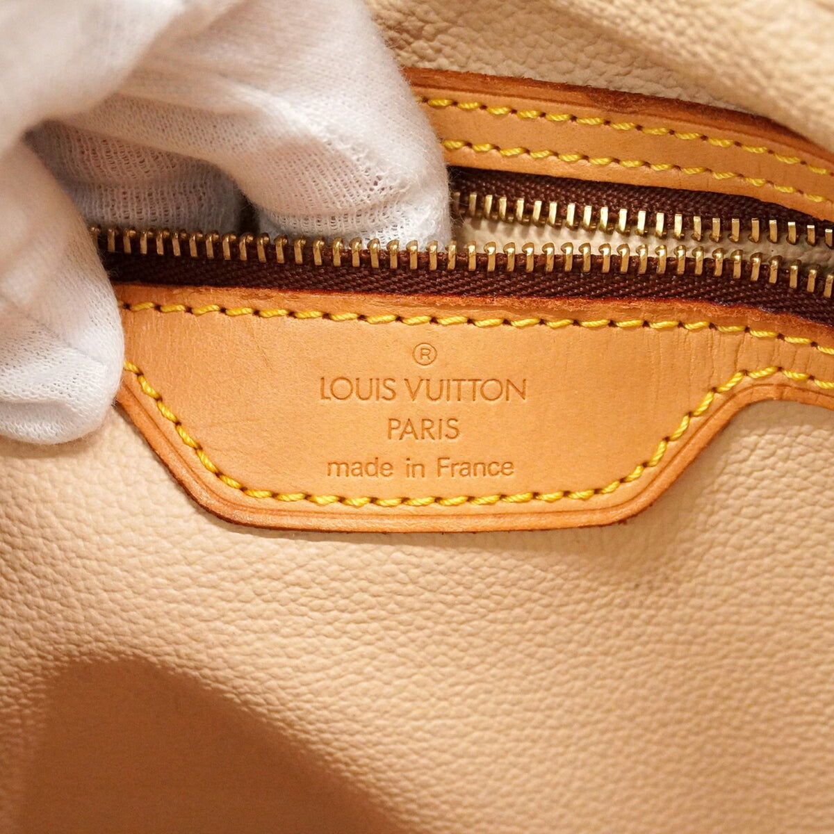 Louis Vuitton Brown Tote Bag (Pre-Owned)
