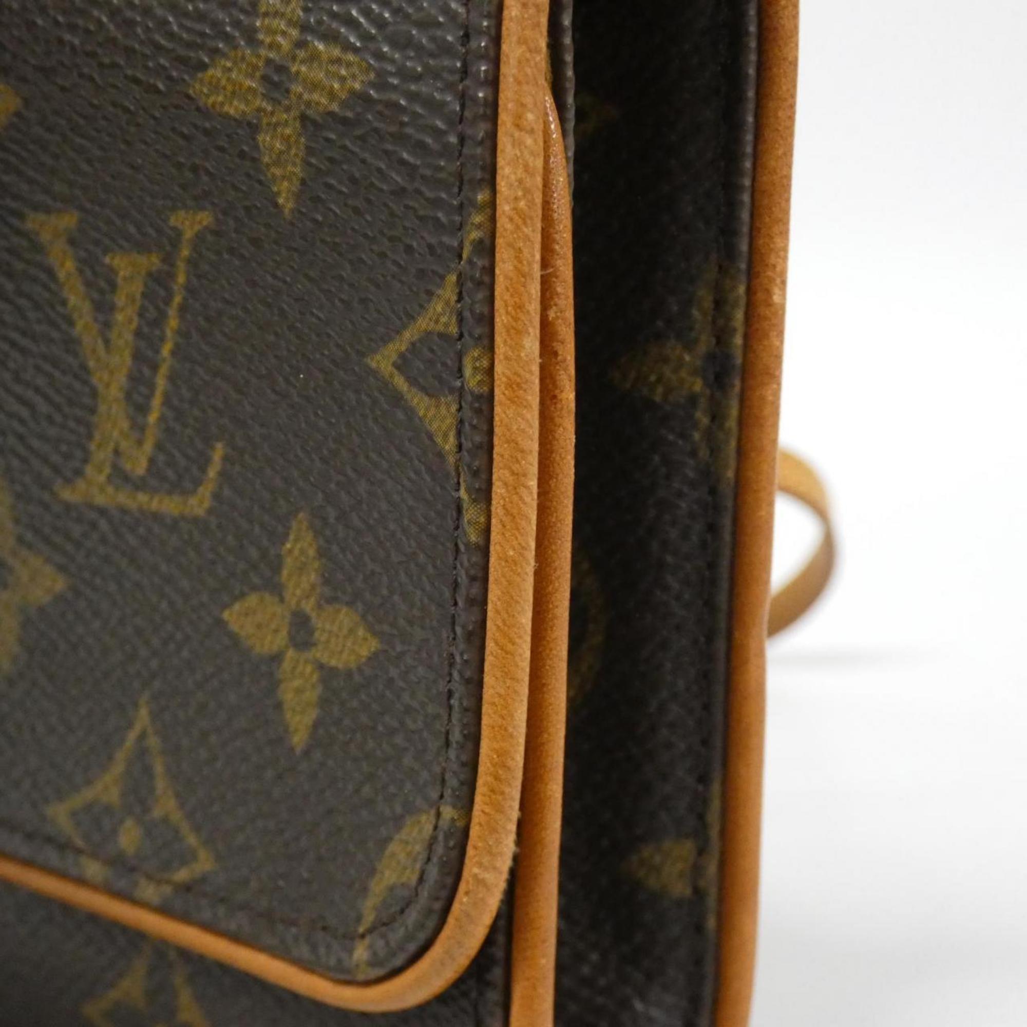 Louis Vuitton Monogram Brown Monogram Monogram Pochette Shoulder Bag (Pre-Owned)
