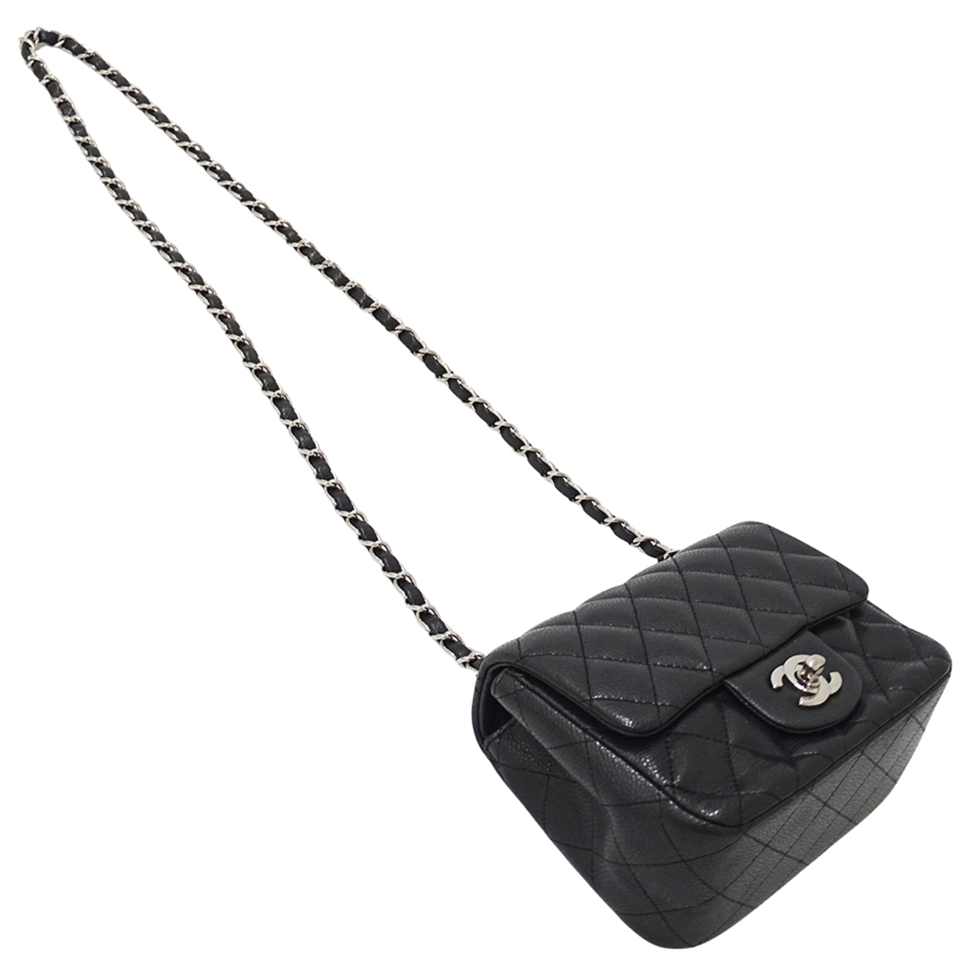 Chanel Black Grained Calfskin Handbag Shoulder Bag (Pre-Owned)
