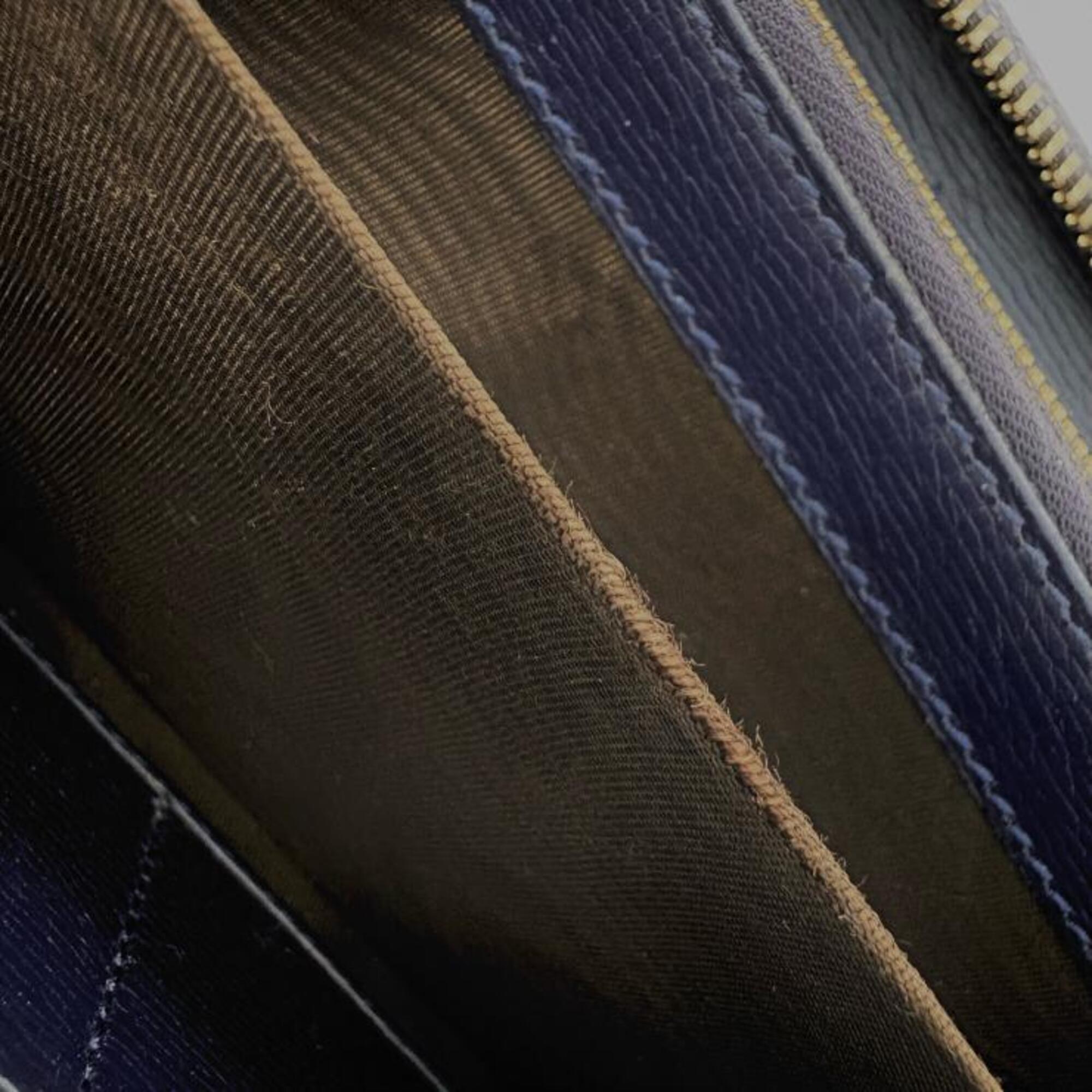 Gucci Navy Red Color Leather Long Wallet (Bi-Fold) (Pre-Owned)
