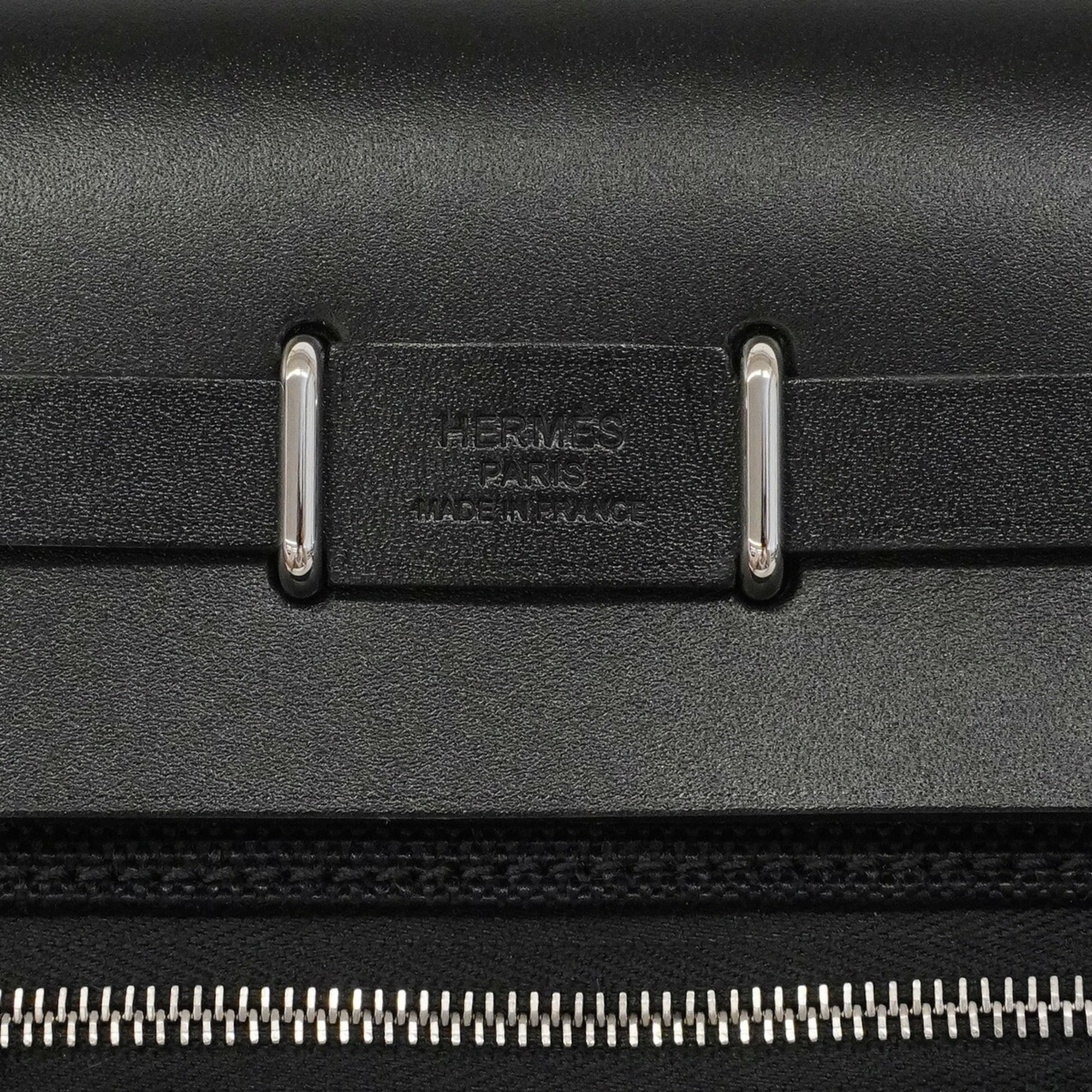 Hermes Black Shoulder Bag (Pre-Owned)