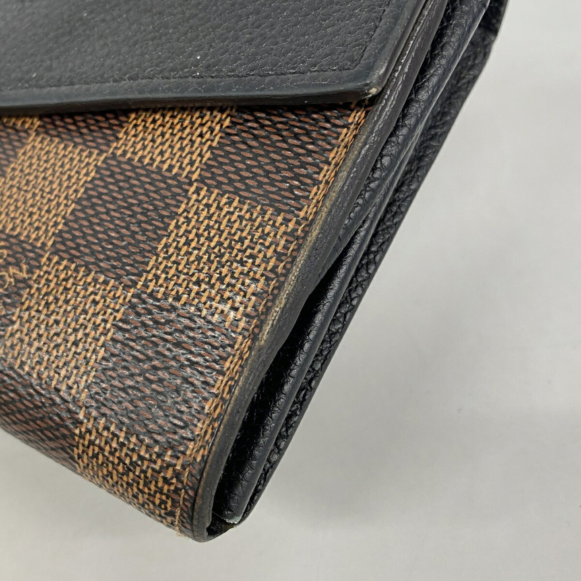 Louis Vuitton Ebene Noir Long Wallet (Bi-Fold) (Pre-Owned)