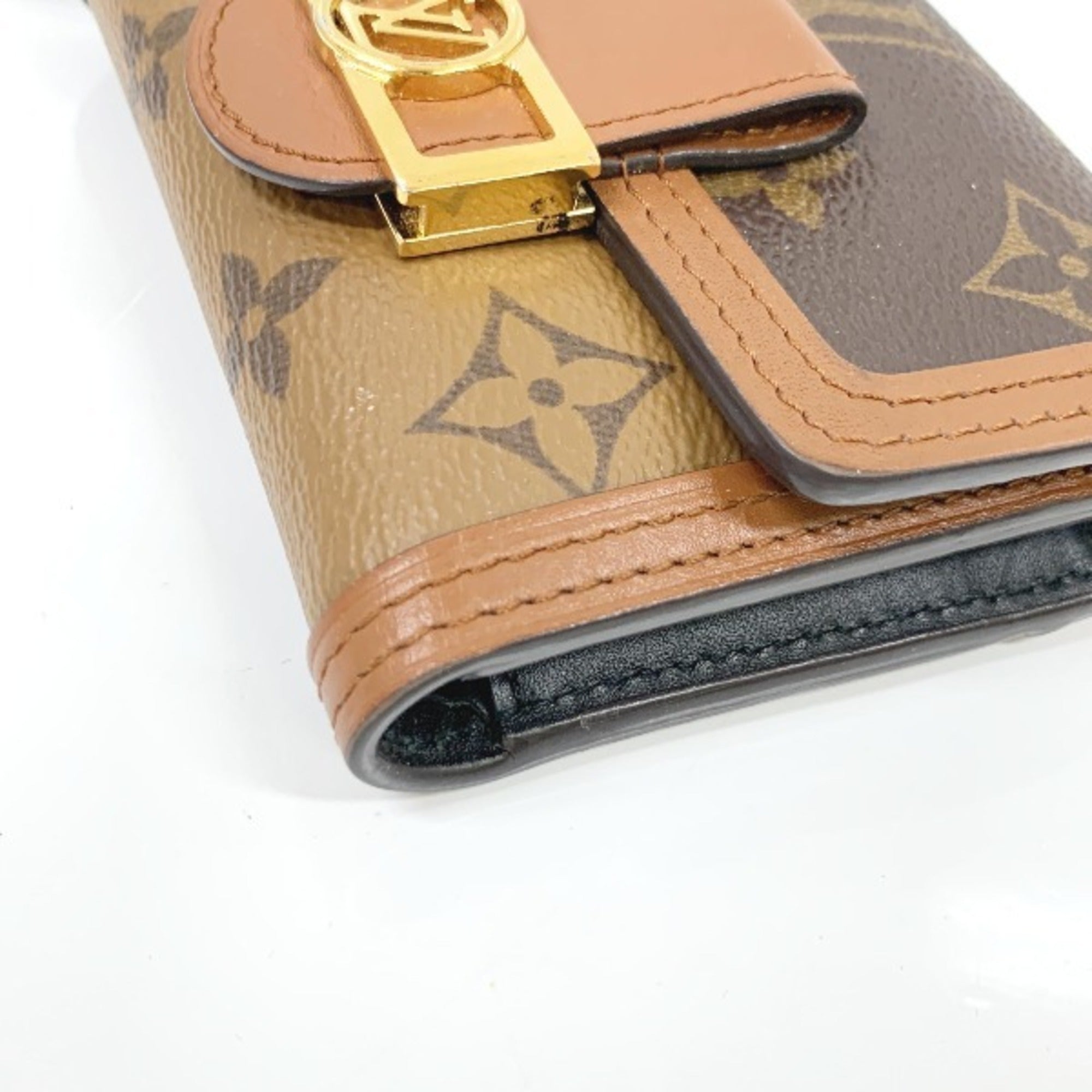 Louis Vuitton Brown Wallet (Tri-Fold) (Pre-Owned)