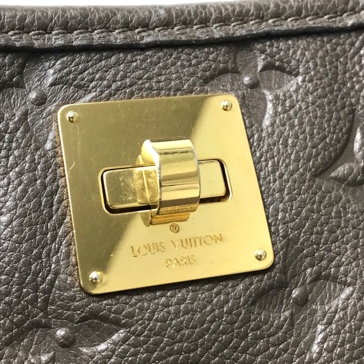 Louis Vuitton Brown Other Tote Bag (Pre-Owned)