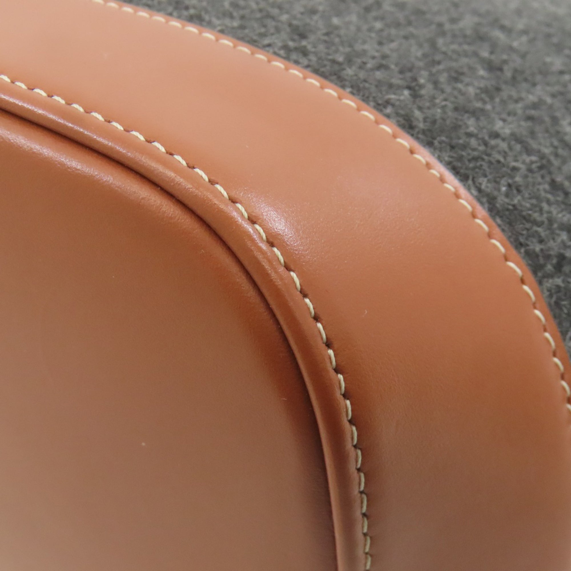 Celine Brown Gray Felt Leather Shoulder Bag (Pre-Owned)