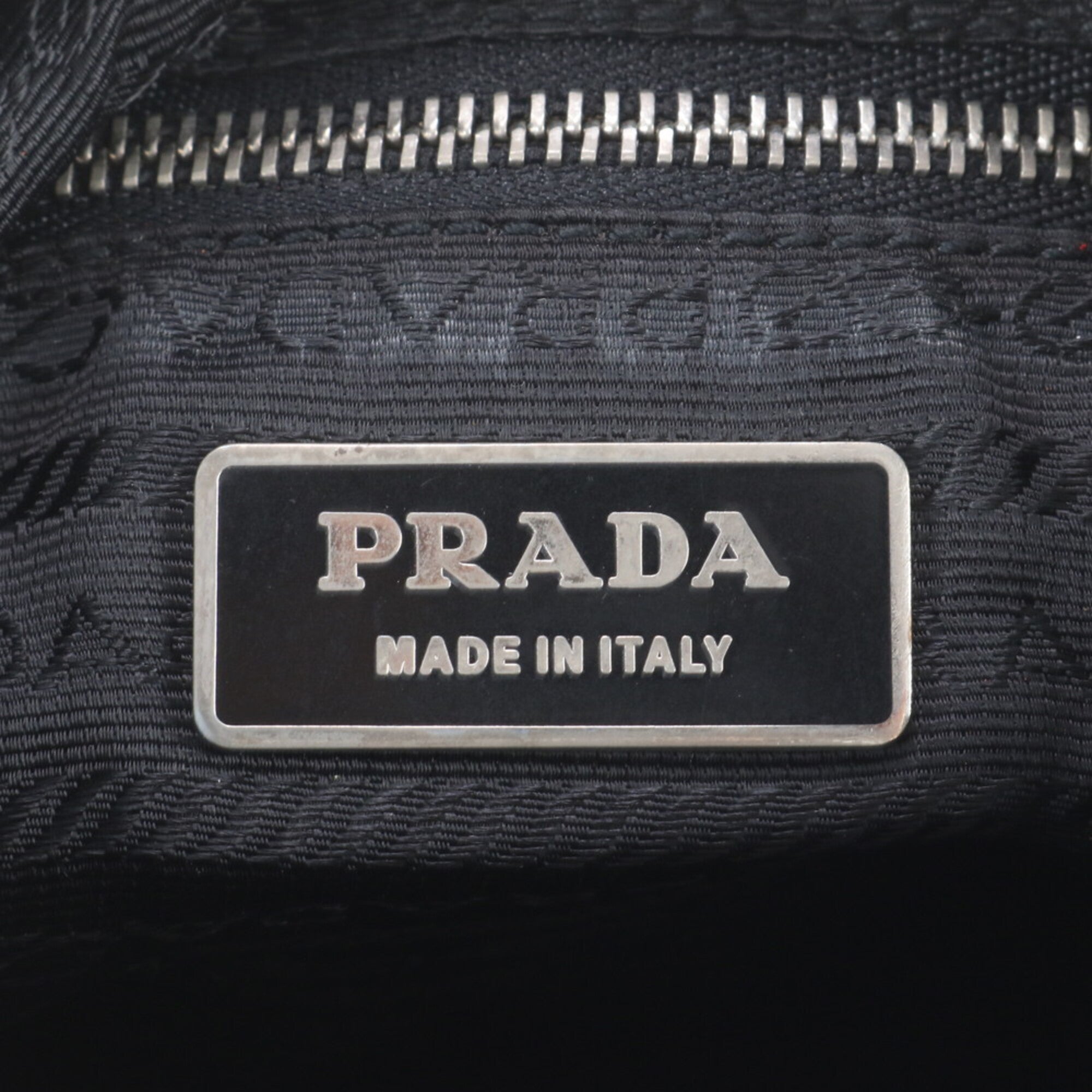 Prada Black Leather Nylon Shoulder Bag (Pre-Owned)