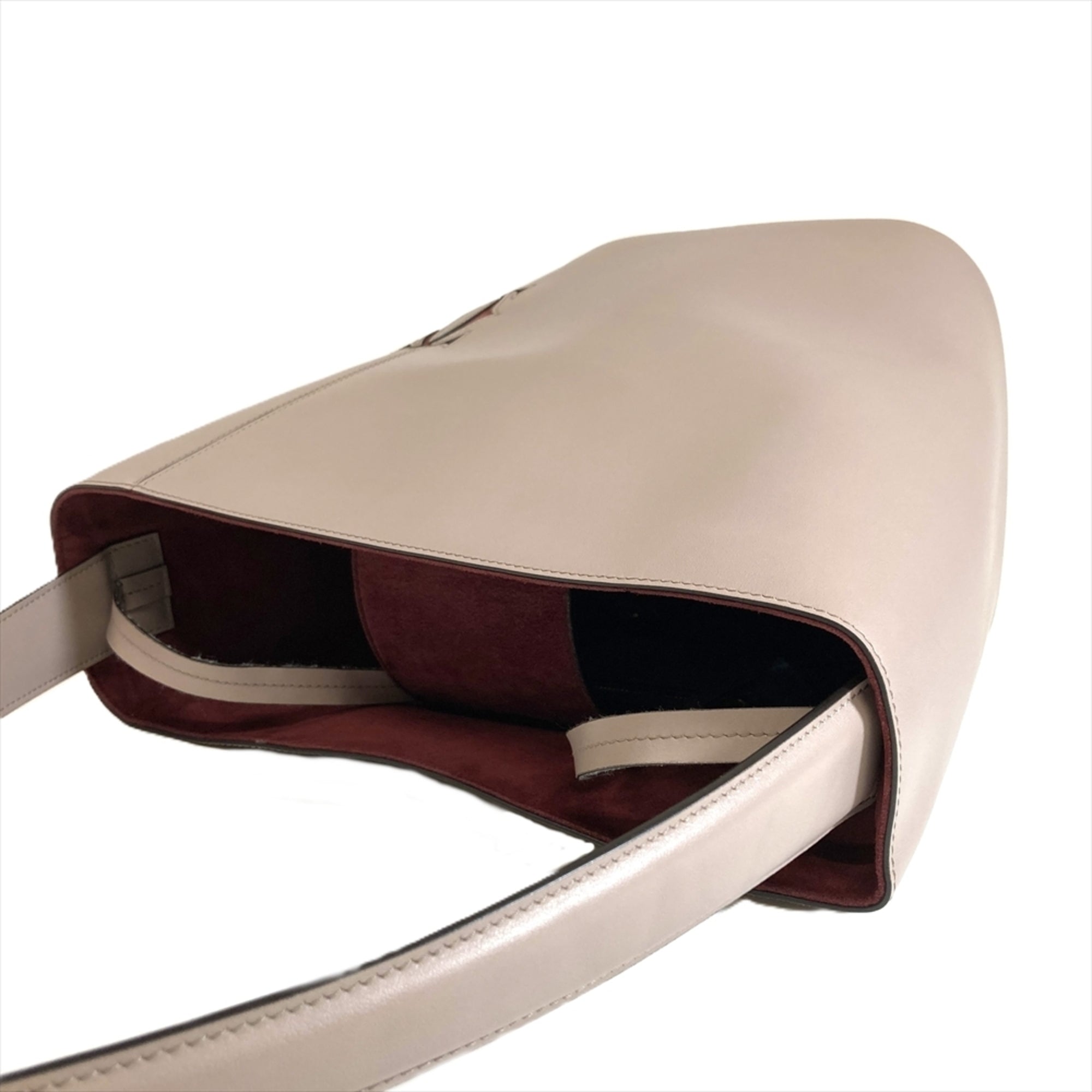 Cartier Bordeaux Grayish Leather Shoulder Bag (Pre-Owned)