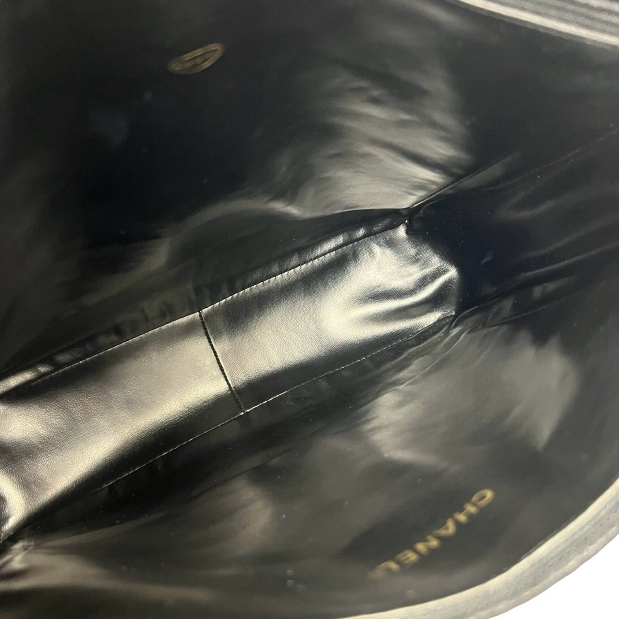 Chanel Black Grained Calfskin Tote Bag (Pre-Owned)