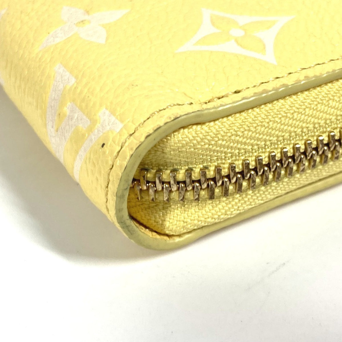 Louis Vuitton Yellow Monogram Empreinte Long Wallet (Bi-Fold) (Pre-Owned)