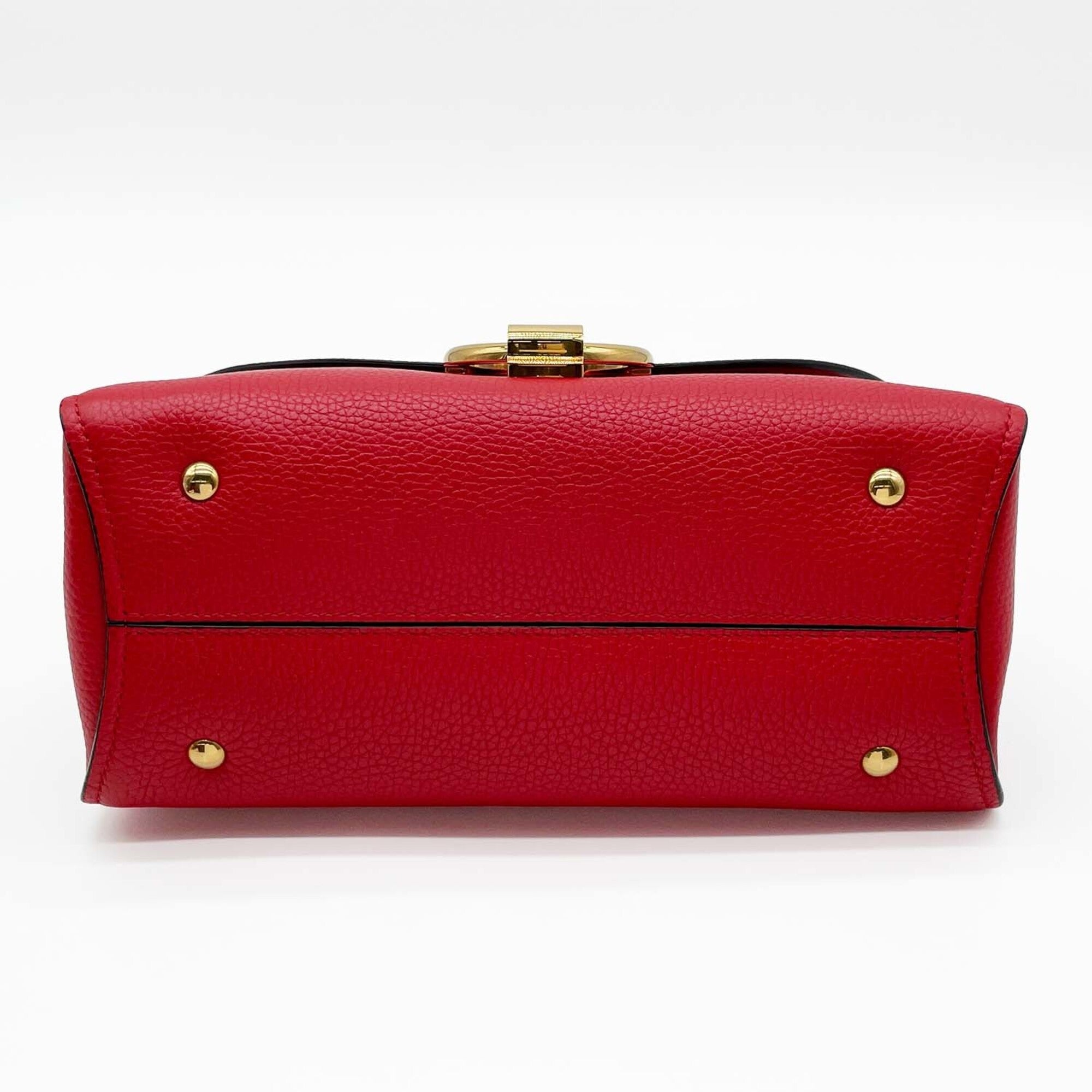 Salvatore Ferragamo Red Color Leather Shoulder Bag (Pre-Owned)