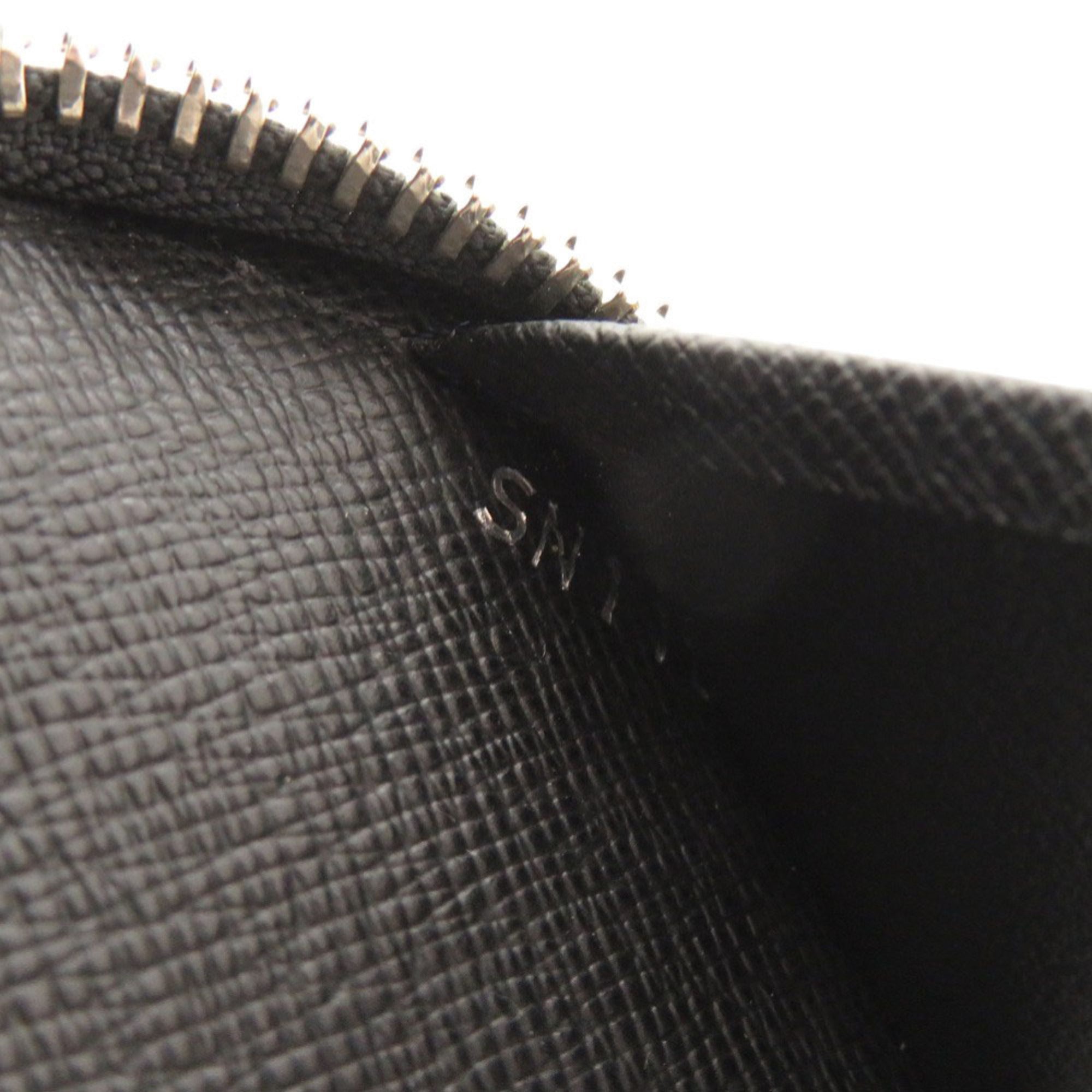 Louis Vuitton Black Noir Epi Leather Long Wallet (Bi-Fold) (Pre-Owned)
