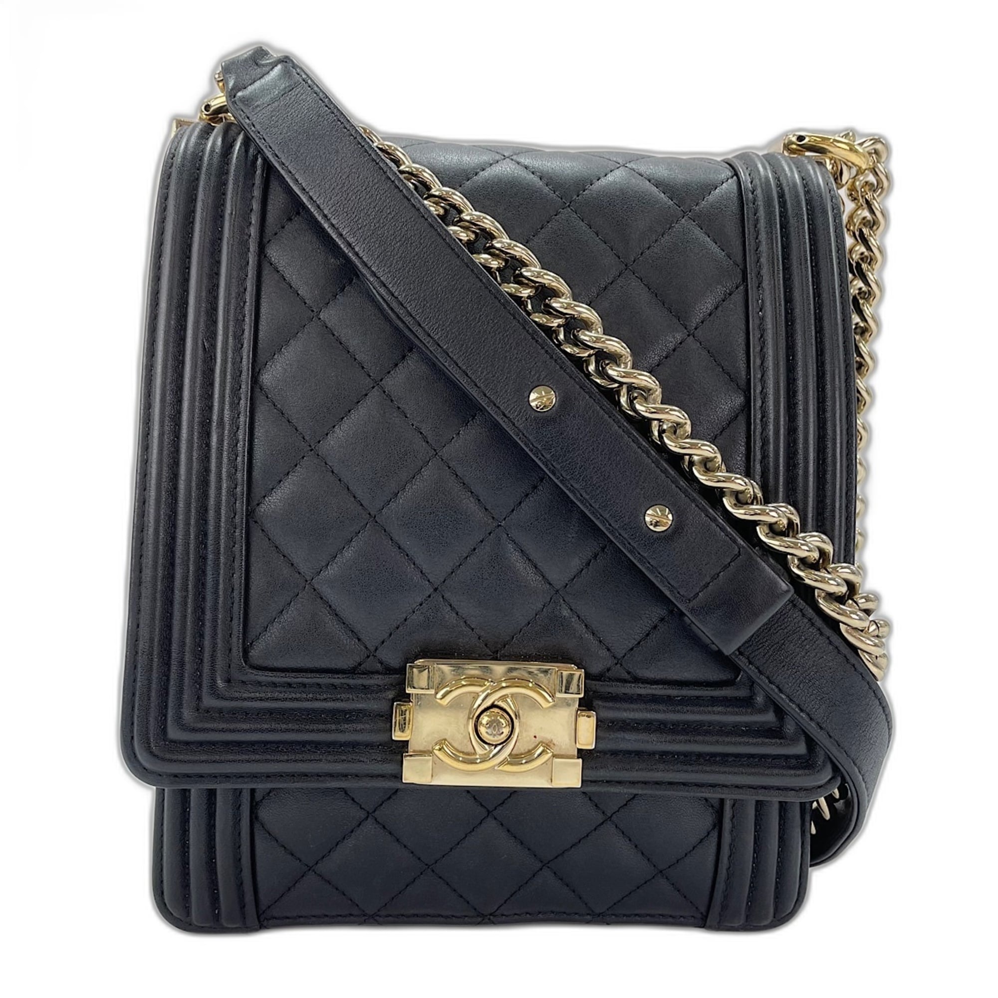 Chanel Boy Chanel Black Leather Shoulder Bag (Pre-Owned)