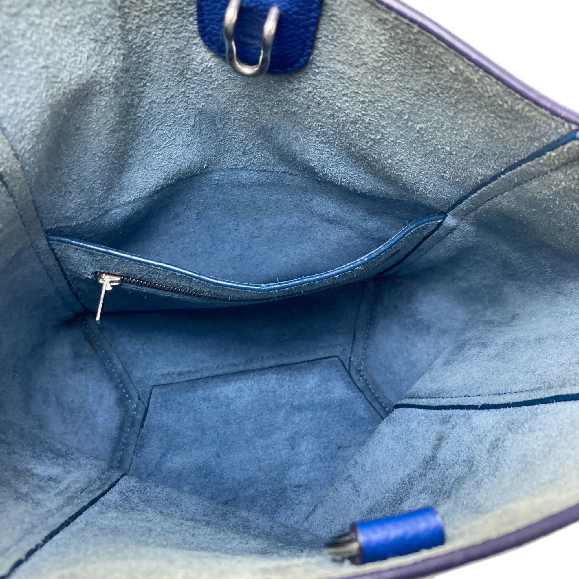 Celine Blue Leather Shoulder Bag (Pre-Owned)