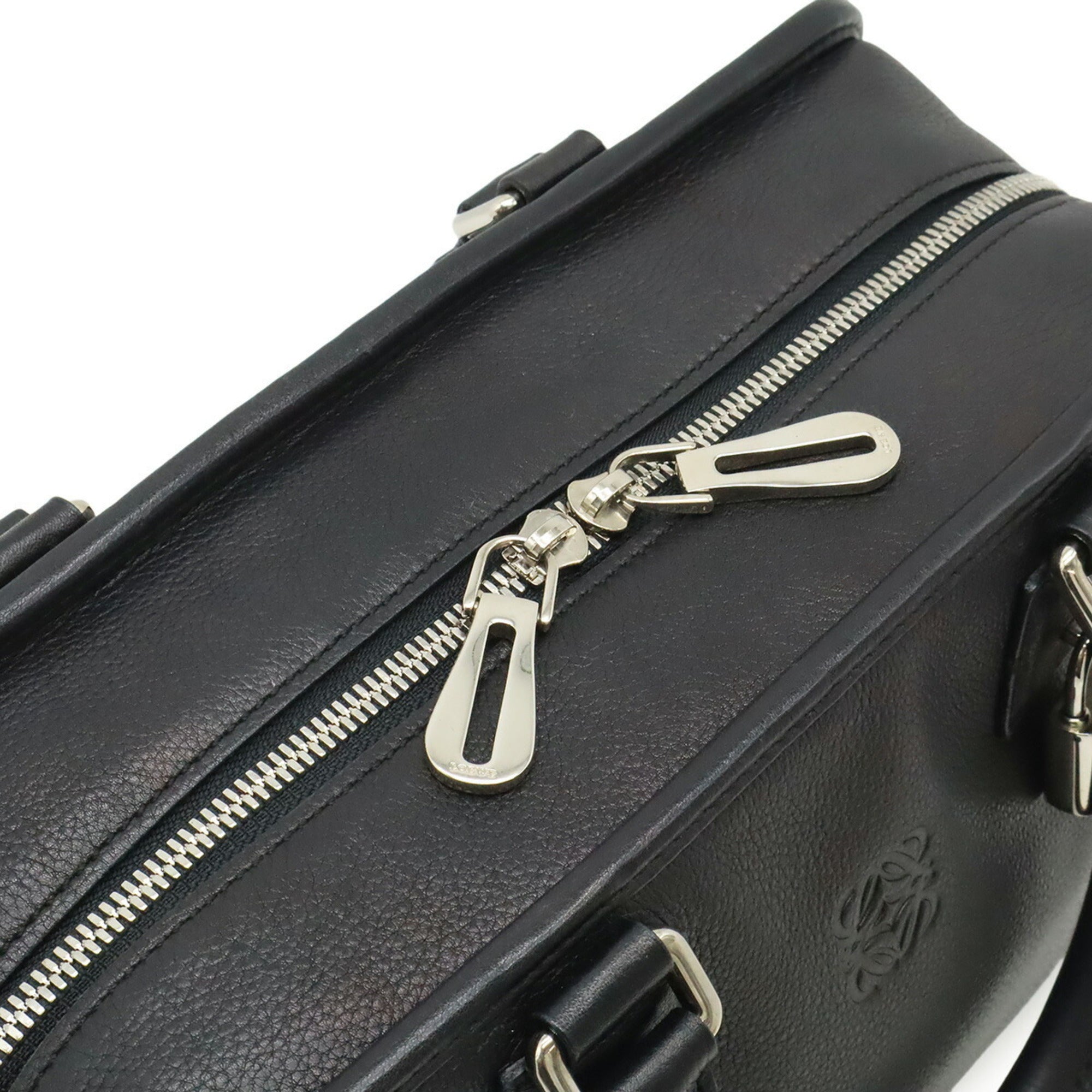 Loewe Black Leather Handbag (Pre-Owned)