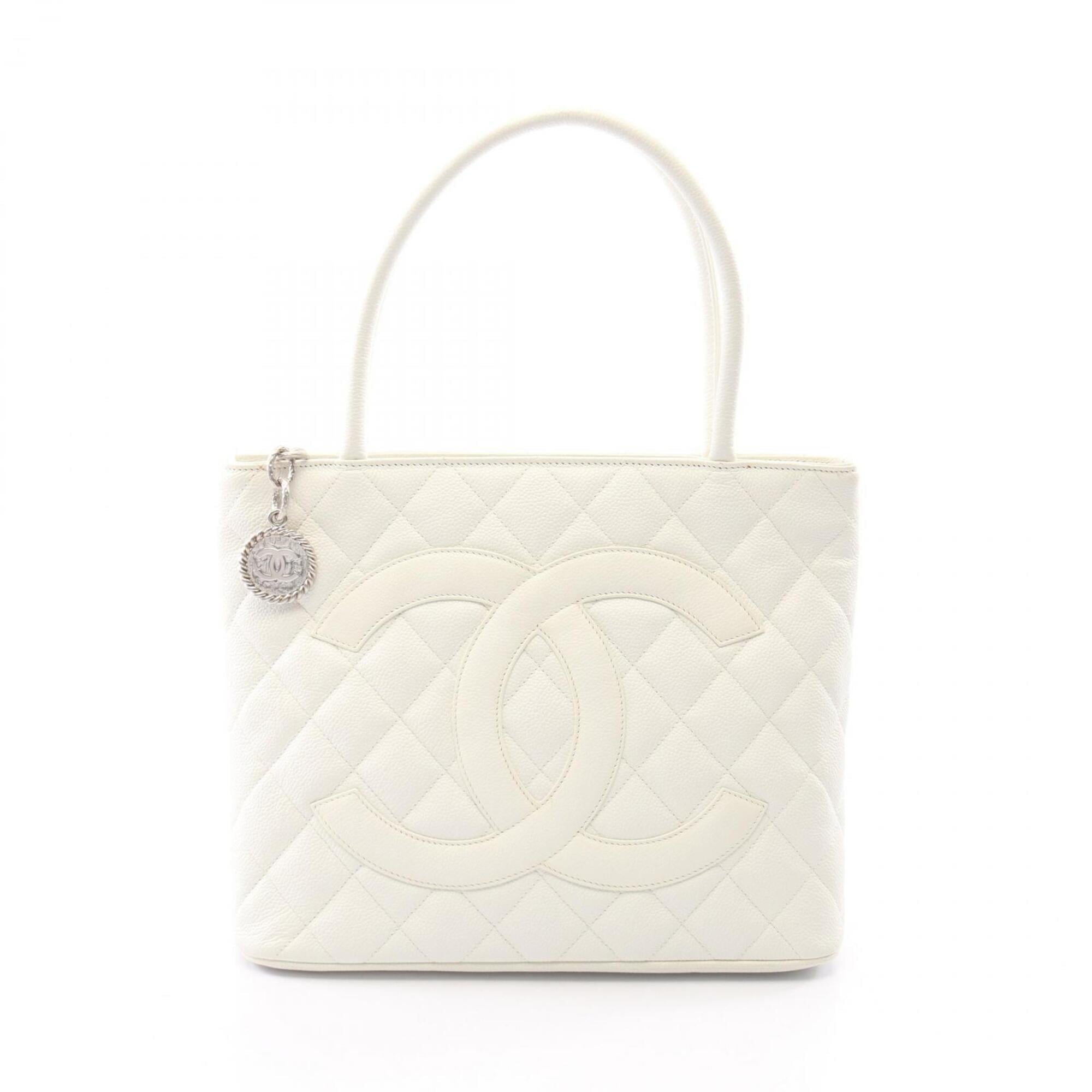 Chanel White Grained Calfskin Handbag Tote Bag (Pre-Owned)