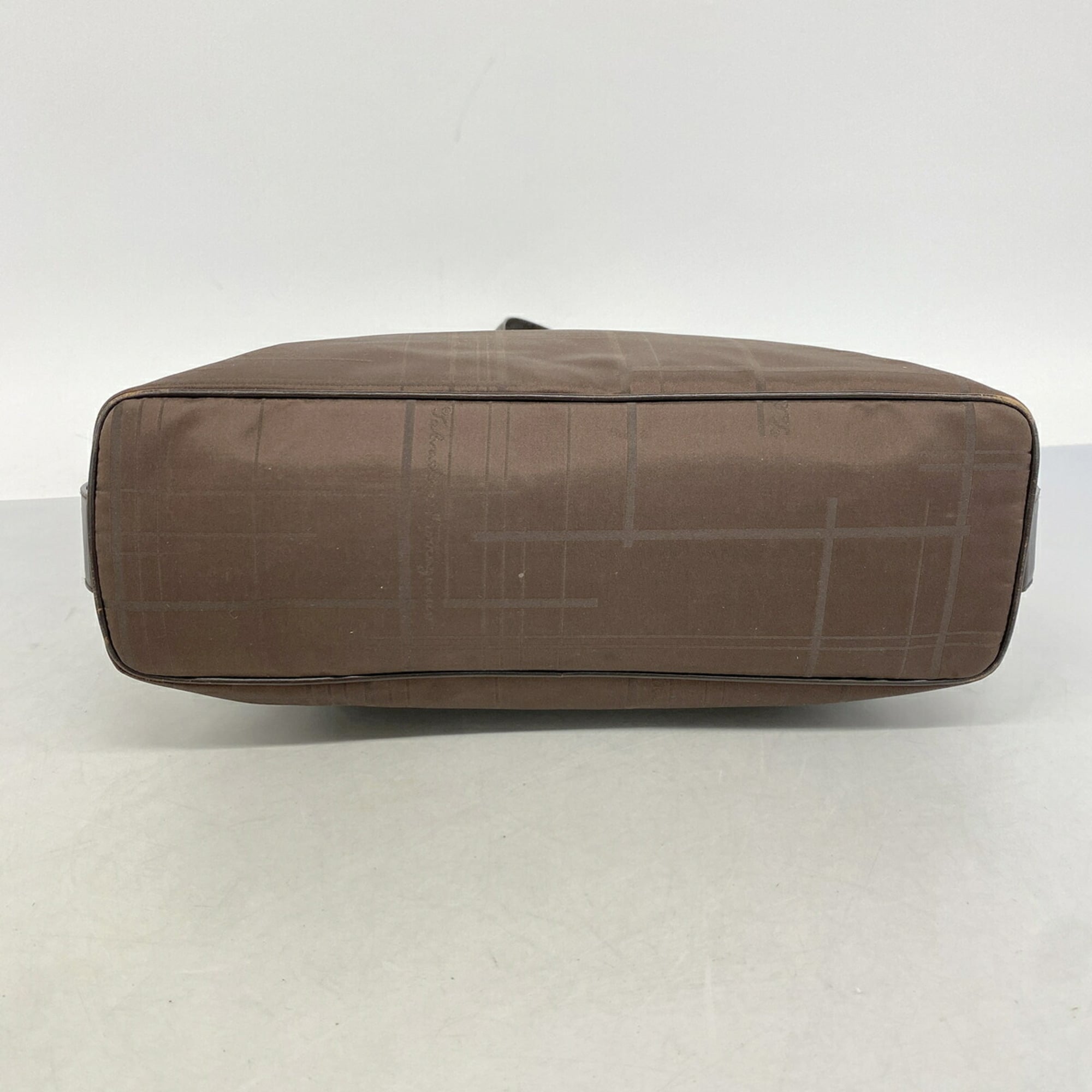 Salvatore Ferragamo Dark Brown Nylon Shoulder Bag (Pre-Owned)