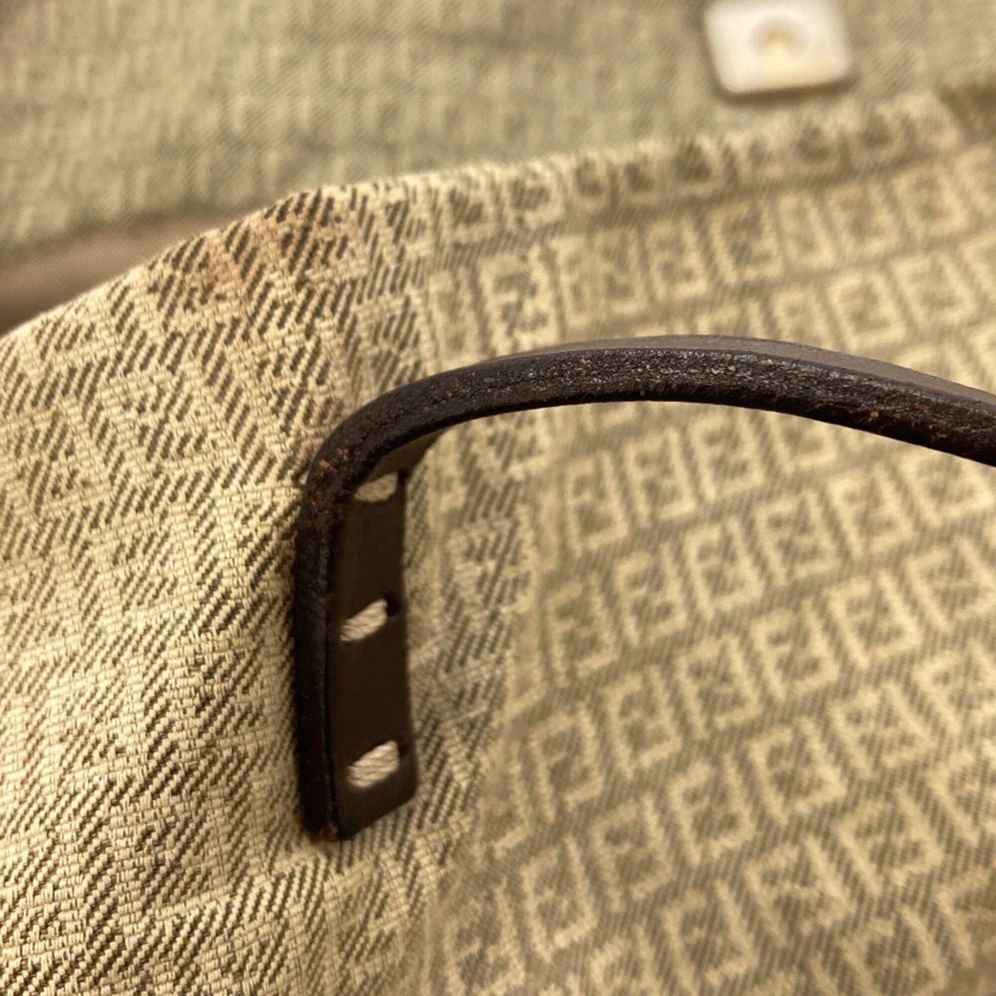 Fendi Zucchino Beige Canvas Tote Bag (Pre-Owned)