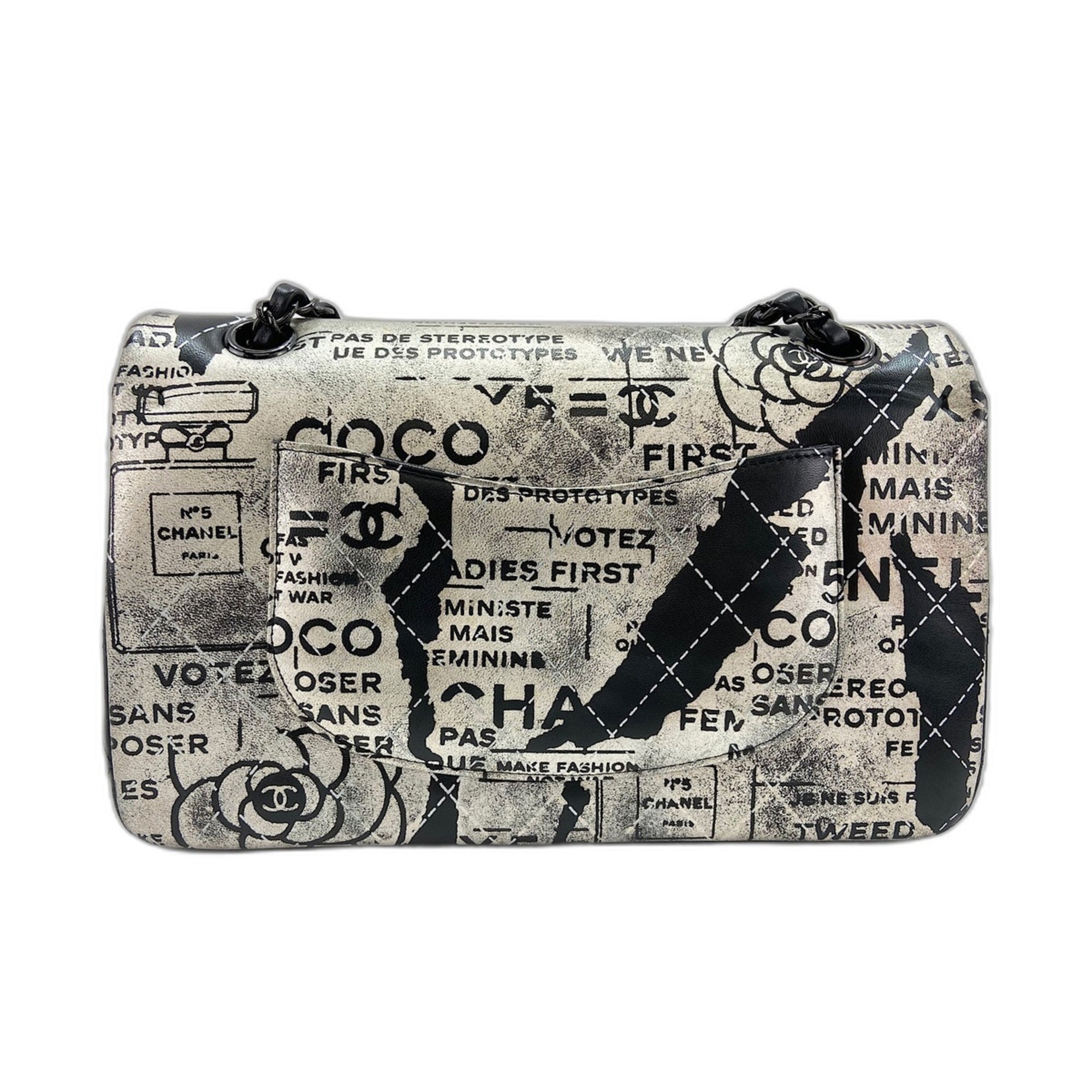 Chanel Black Shoulder Bag (Pre-Owned)