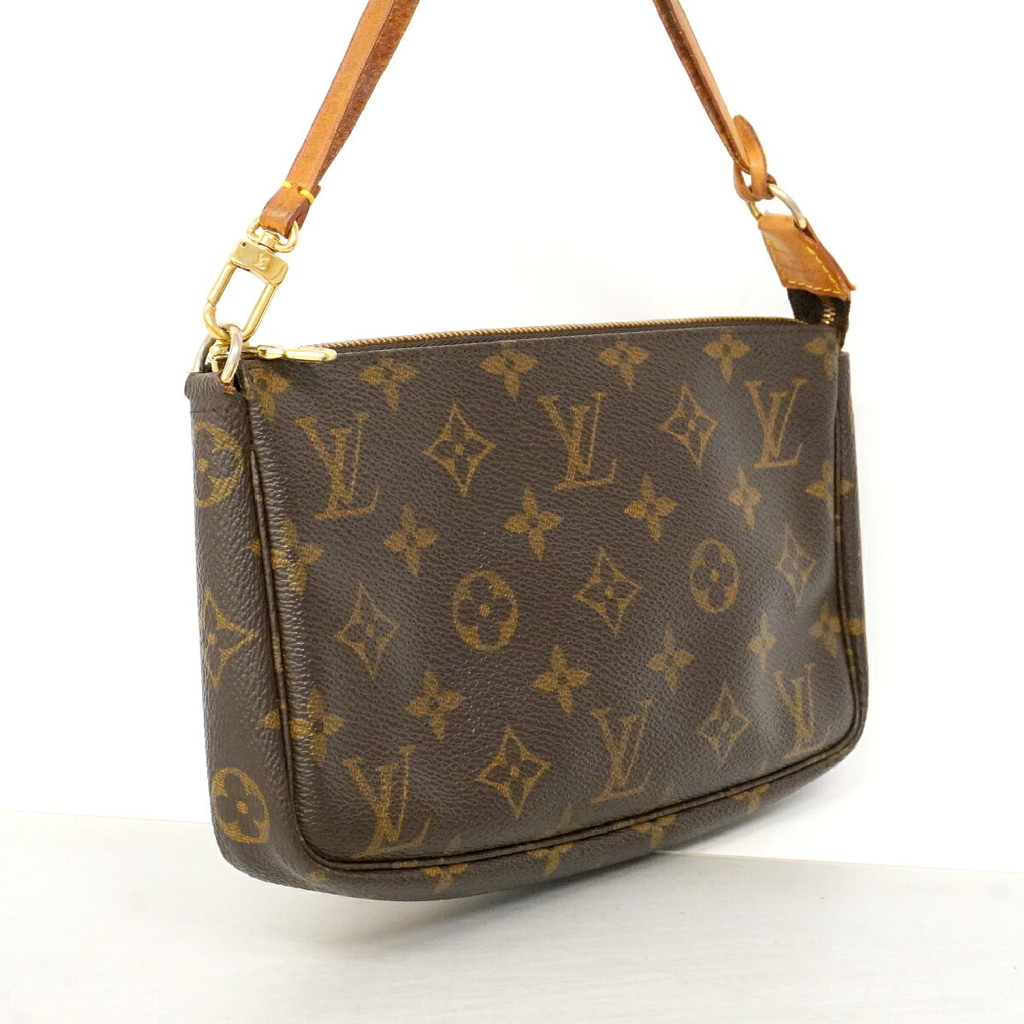 Louis Vuitton Brown Pouch (Pre-Owned)