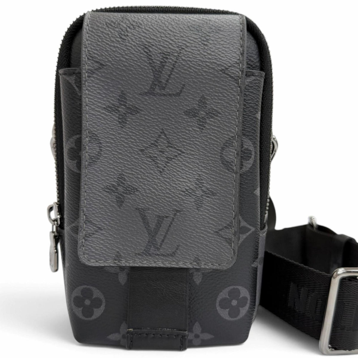 Louis Vuitton Black Monogram Eclipse Shoulder Bag (Pre-Owned)