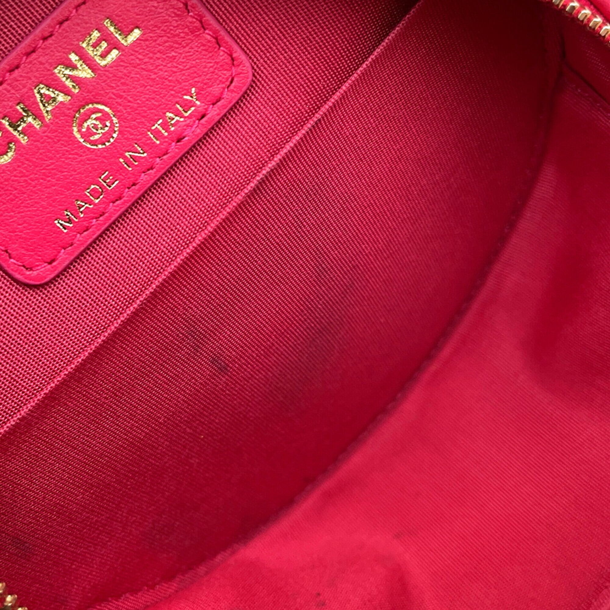 Chanel Pink Leather Handbag Shoulder Bag (Pre-Owned)