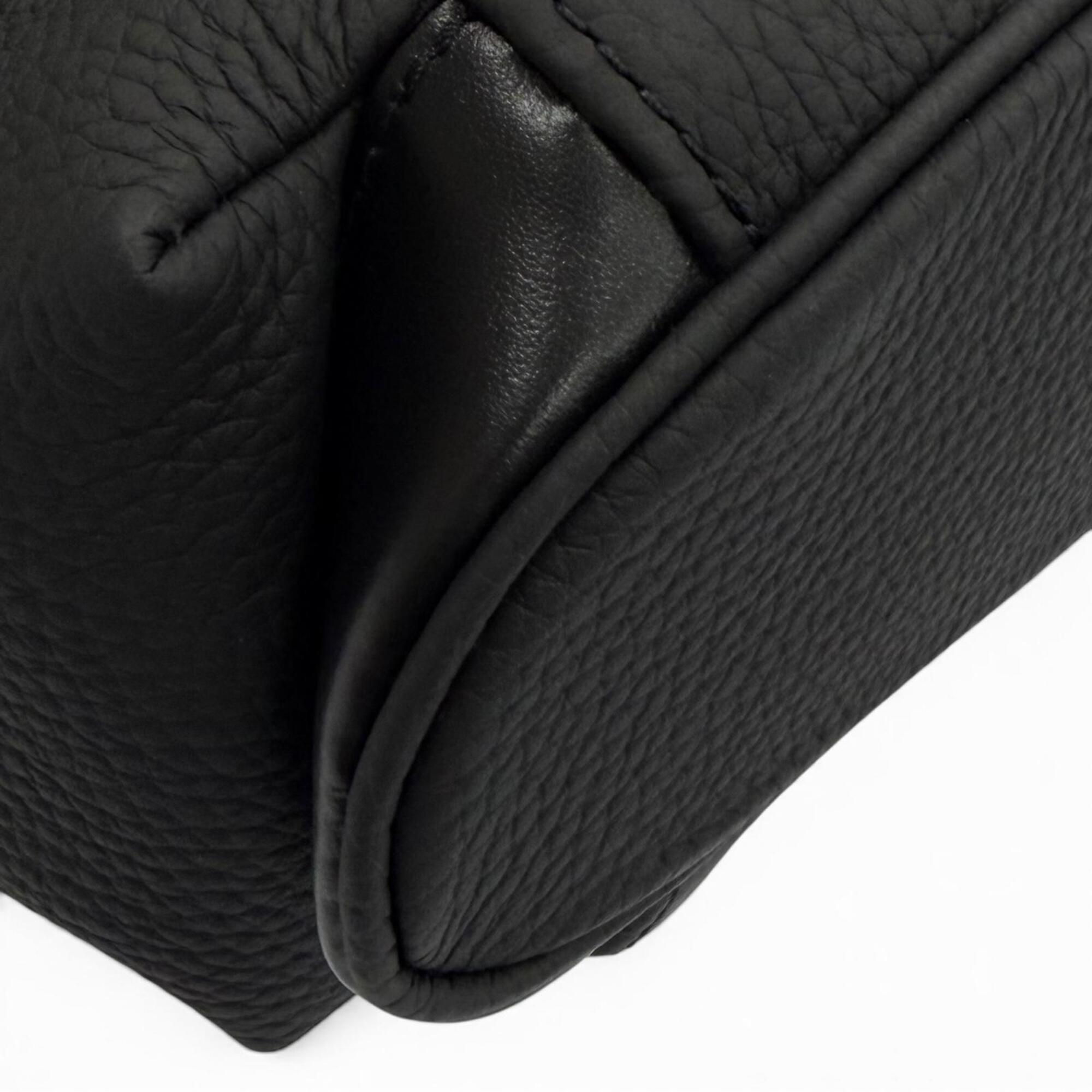Louis Vuitton Black Leather Shoulder Bag (Pre-Owned)