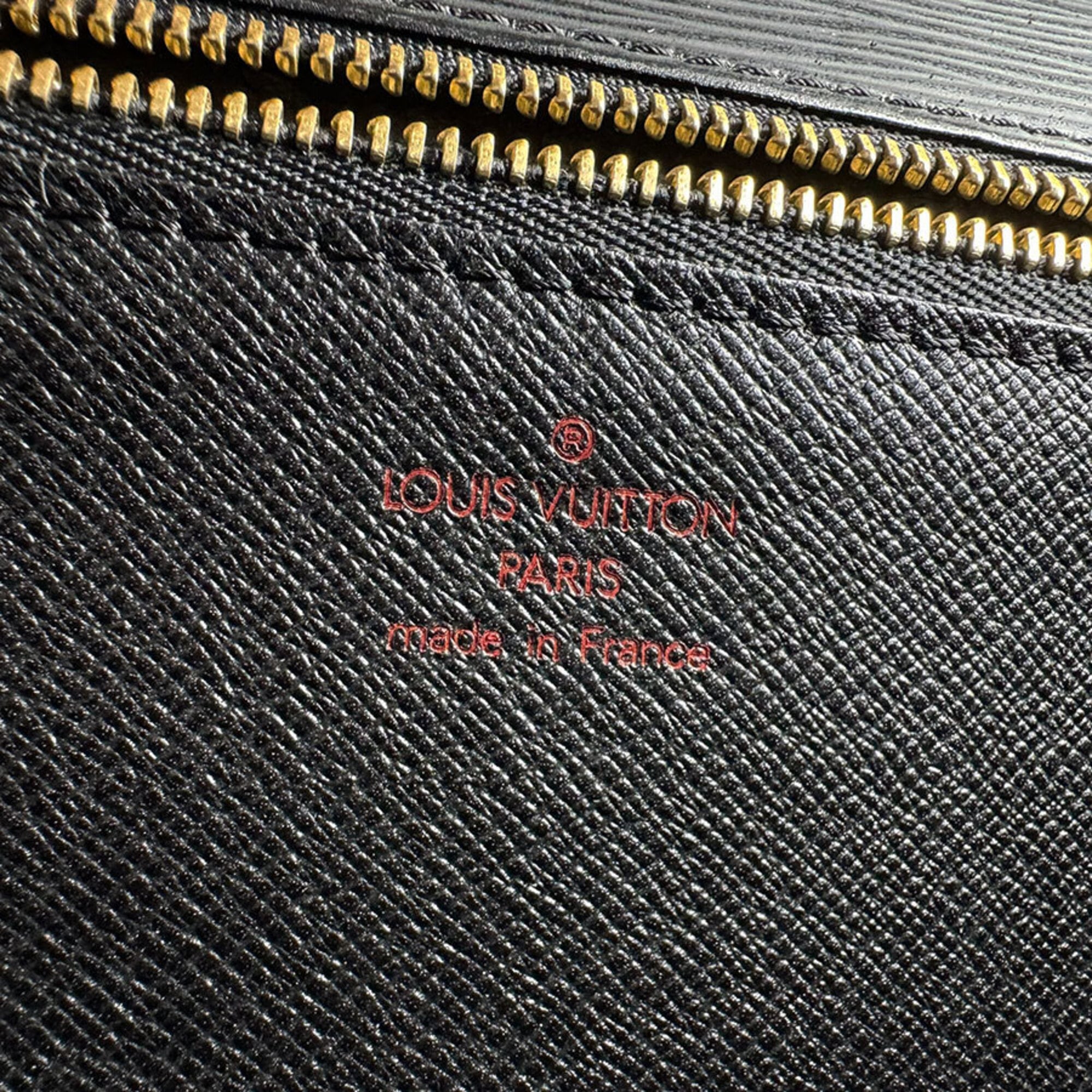 Louis Vuitton Black Epi Leather Handbag (Pre-Owned)