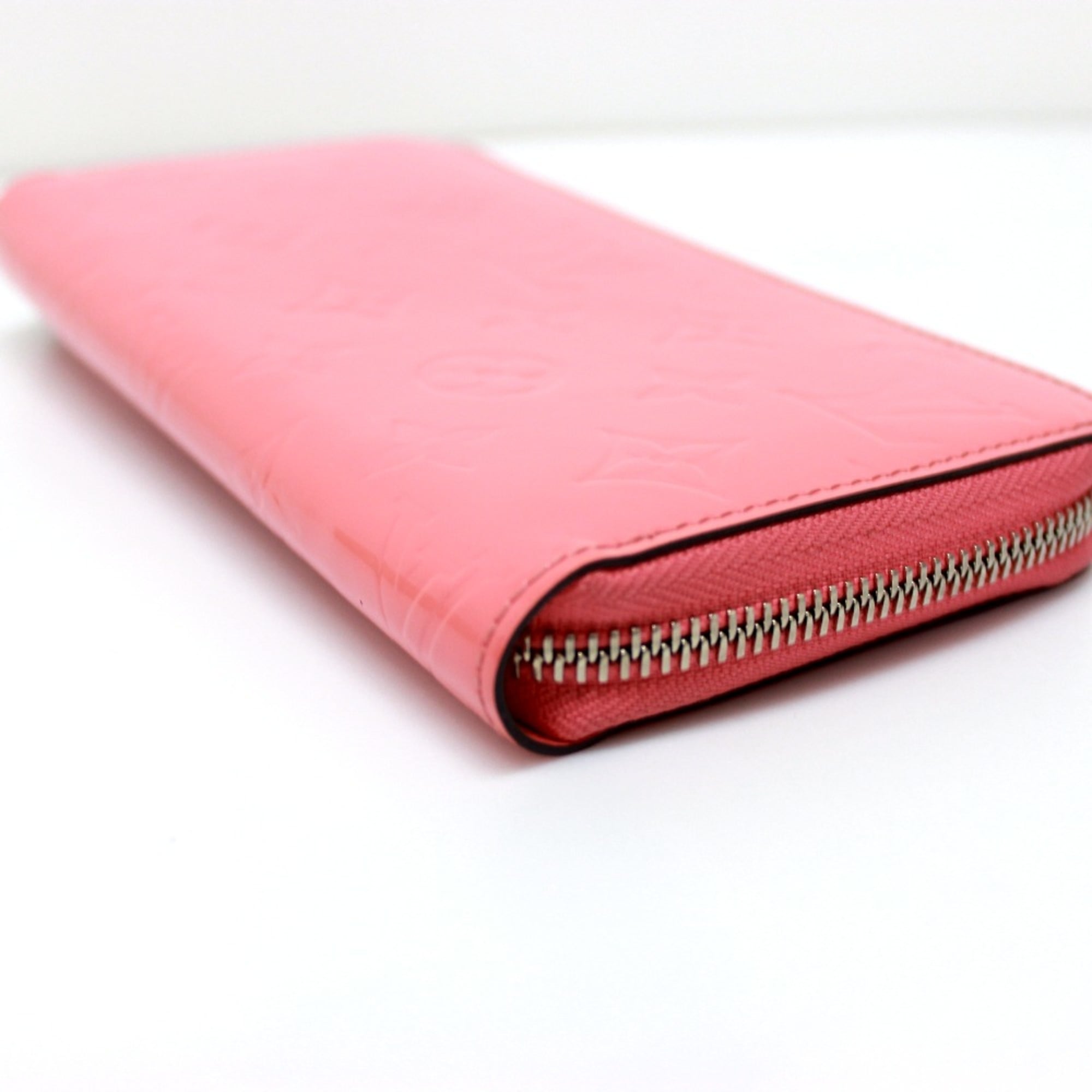 Louis Vuitton Pink Other Long Wallet (Bi-Fold) (Pre-Owned)