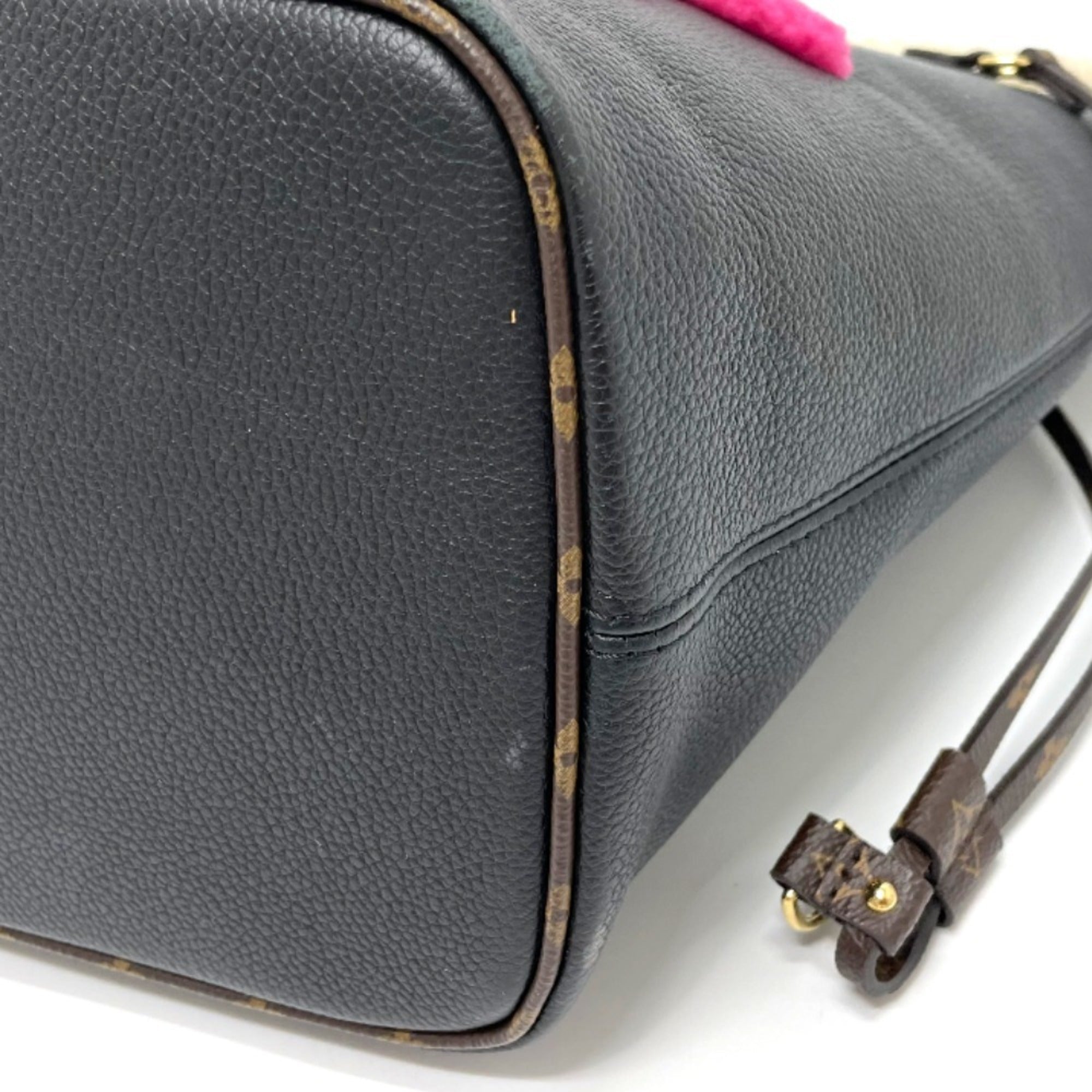 Louis Vuitton Black Monogram Monogram Leather Shoulder Bag Tote Bag (Pre-Owned)