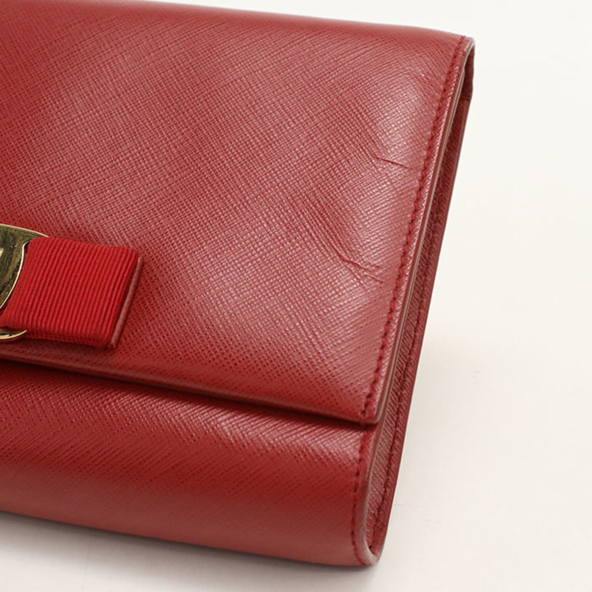 Salvatore Ferragamo Red Color Leather Shoulder Bag (Pre-Owned)