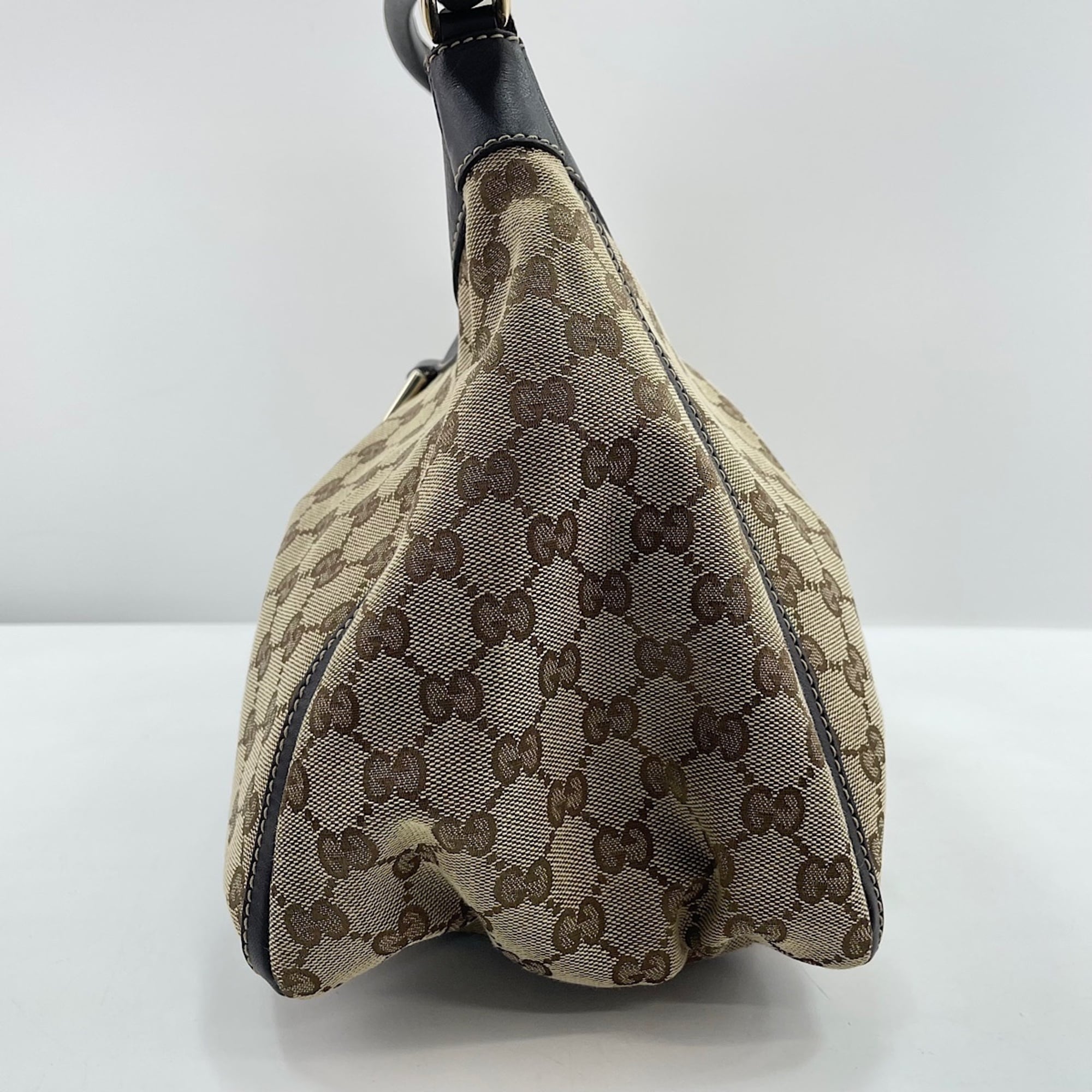 Gucci Beige Handbag (Pre-Owned)