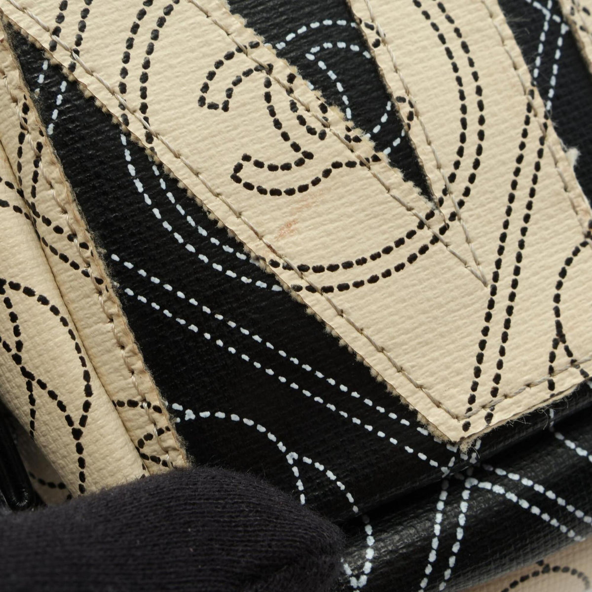 Chanel Black White Coated Canvas Pouch (Pre-Owned)