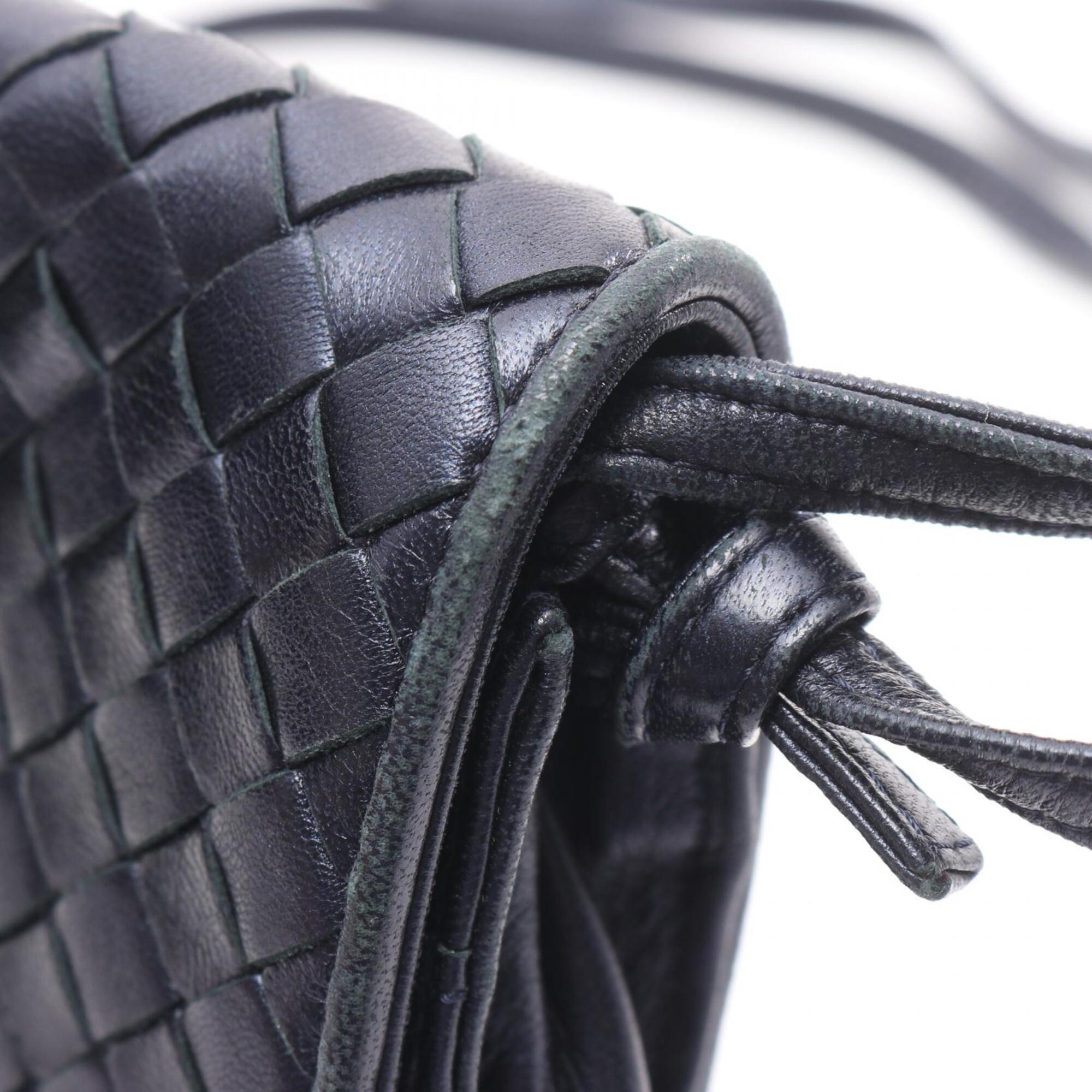 Bottega Veneta Navy Intrecciato Shoulder Bag (Pre-Owned)