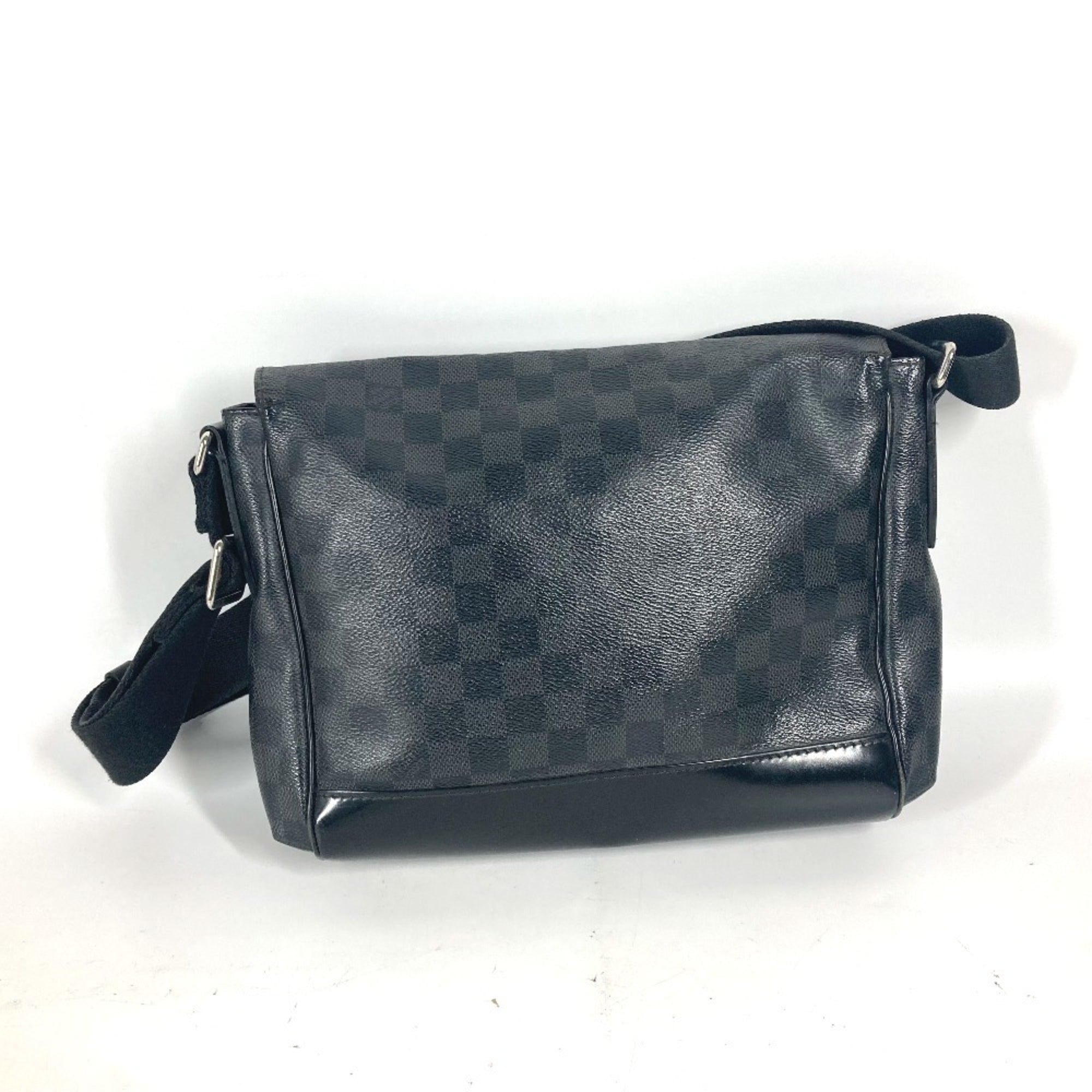Louis Vuitton Black Damier Graphite Messenger Bag Shoulder Bag (Pre-Owned)