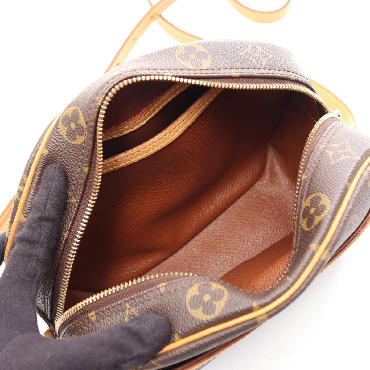 Louis Vuitton Brown Coated Canvas Pvc Monogram Leather Handbag Shoulder Bag (Pre-Owned)