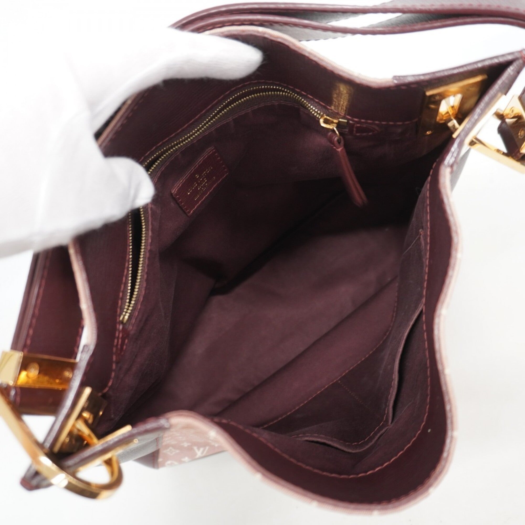 Louis Vuitton Sepia Shoulder Bag (Pre-Owned)